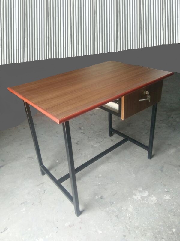 School Furniture Mobile No 8805389140 By Shree Rupnath
