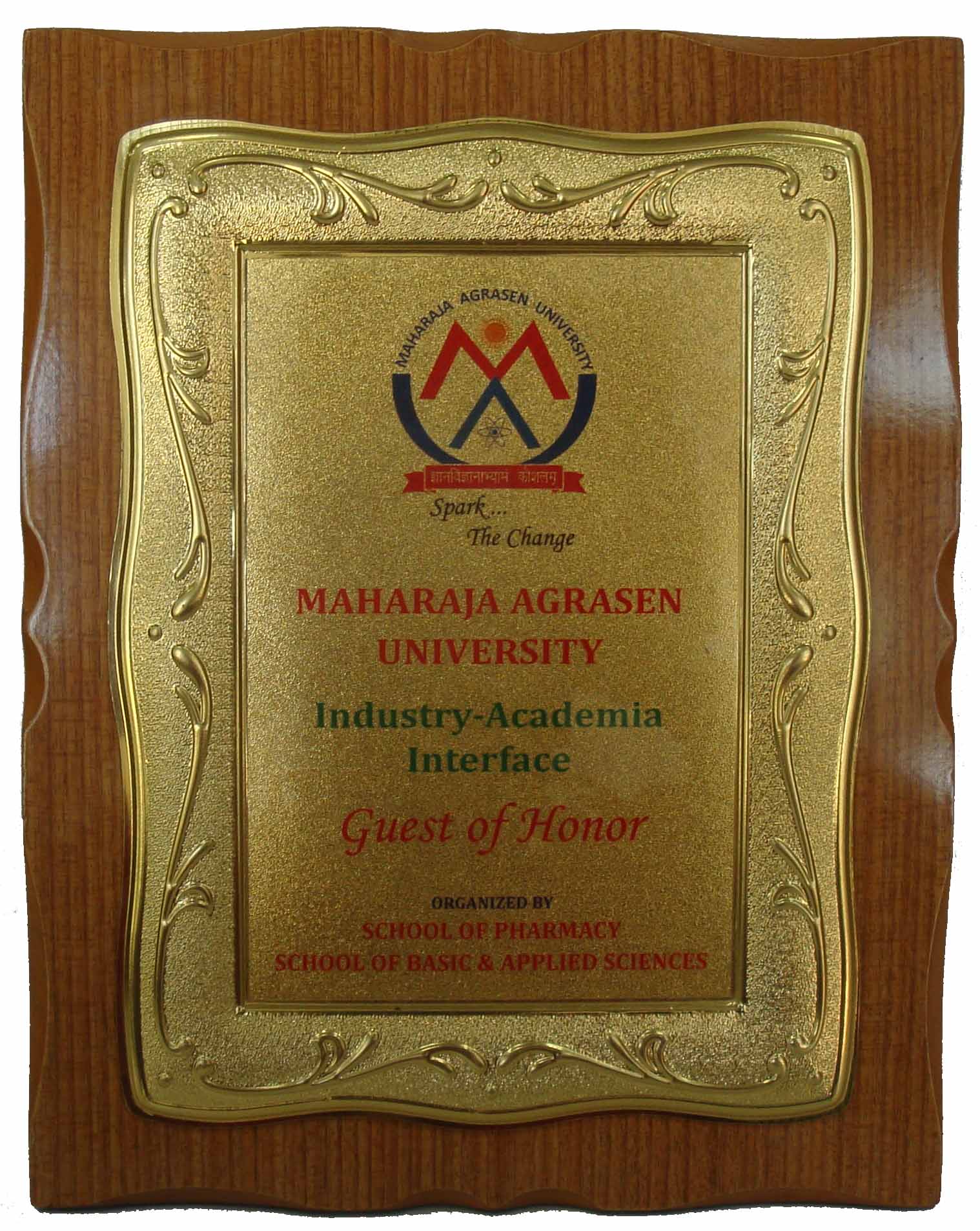 WOODEN 1530 | Prize Land | Wooden trophy manufacturer in Chandigarh - GLK2323