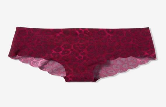 PINK VS no show scalloped hipster NWT , Victoria Secret Panties in mohali