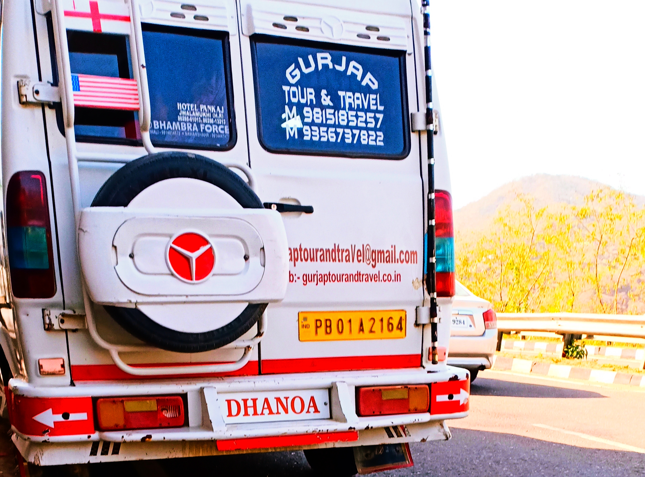 GURJAP TOUR & TRAVELS, taxi service for kharar to delhi
