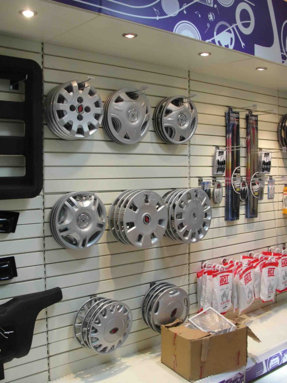 Supermarket  Racks  manufacturer in Tamilnadu |  I G Enterprises | Supermarket Racks manufacturer in Tamilnadu, best Racks prices in Tamilnadu, Best Retails store Racks prices in Tamilnadu, Supermarket Store Rack designs in Tamilnadu, Quality Racks in Tamilnadu,  - GL120237