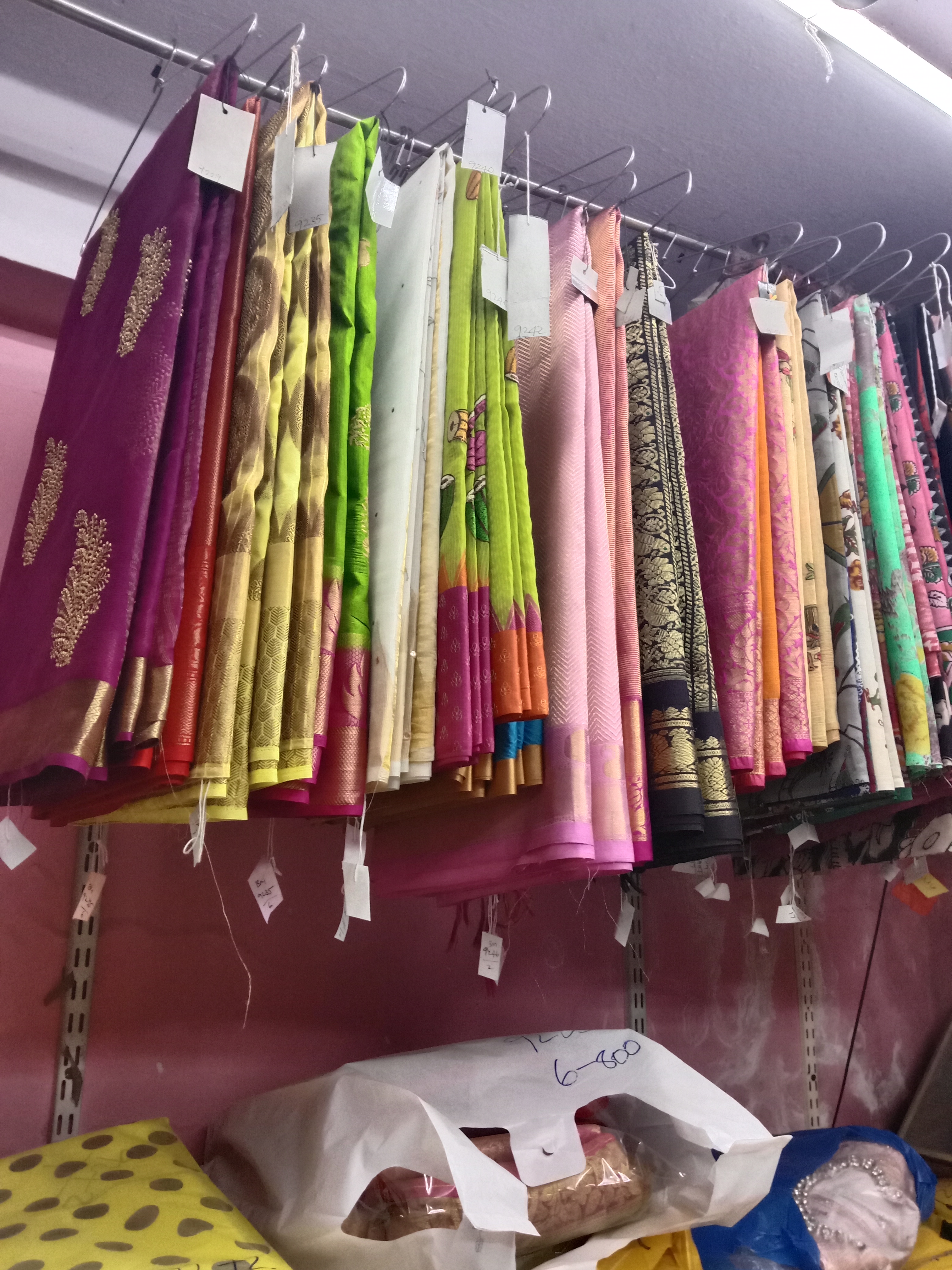 Balu's Modern Dry Cleaners, Saree dry cleaning in kphb, saree dry cleaning in hitechcity, saree dry cleaning in addagutta, saree dry cleaning in pragathi nagar,