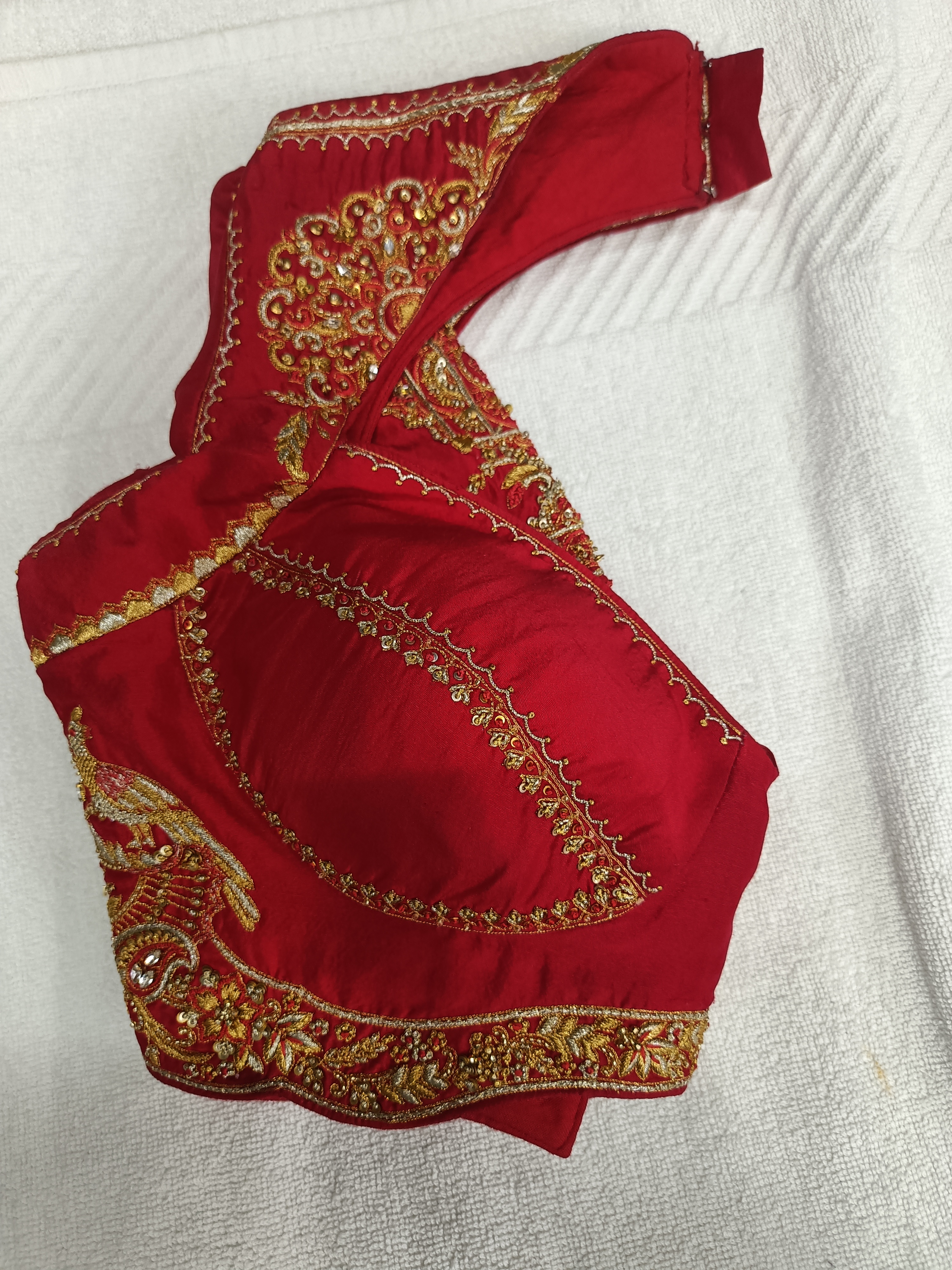 Balu's Modern Dry Cleaners, Blouse dry cleaners in kphb, blouse dry cleaners service in hyderabad, blouse dry cleaners service in Kondapur, blouse dry cleaners service in miyapur, blouse dry cleaners service in Gopal Nagar, 