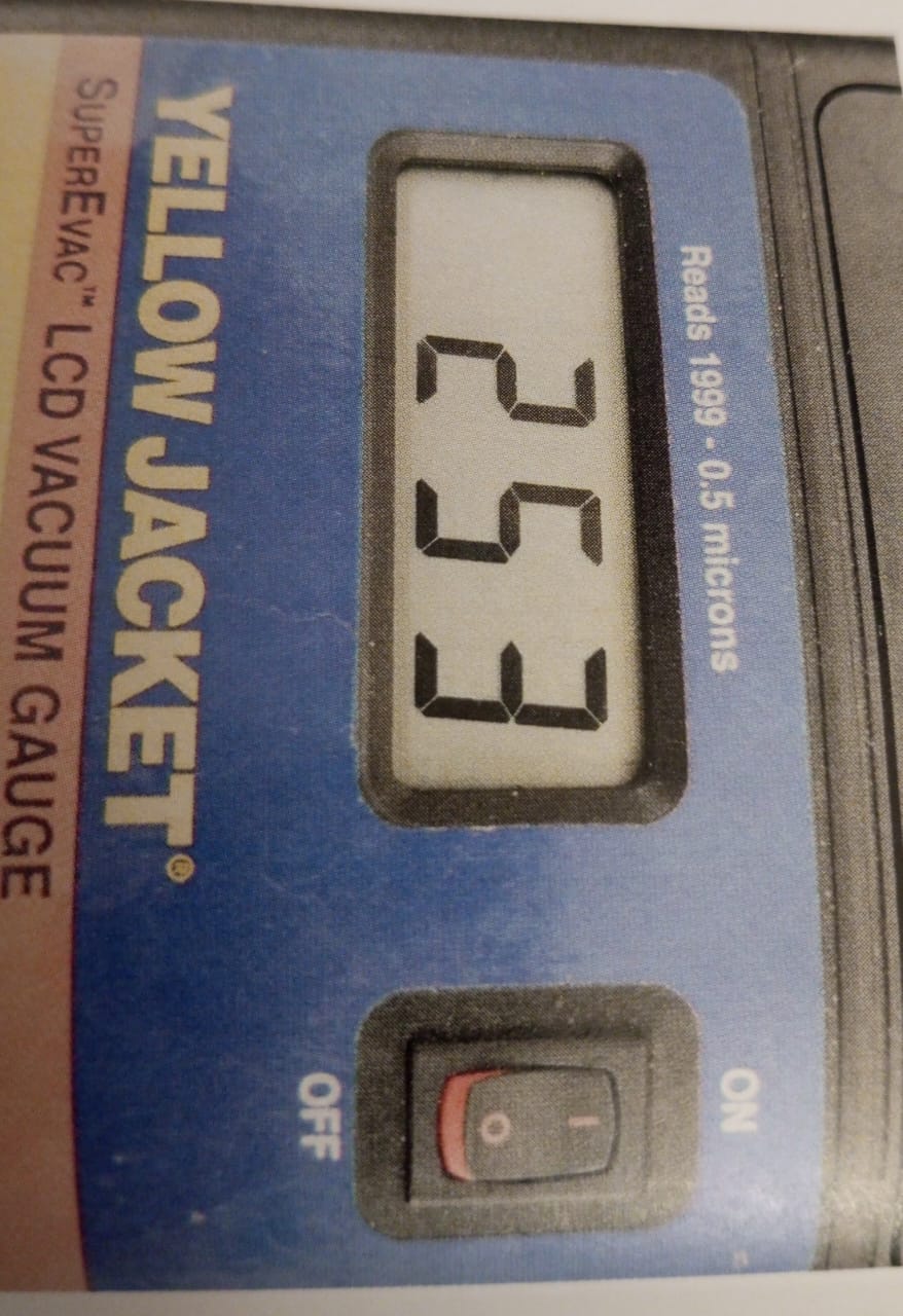 VRV/VRF Nitrogen Flushing and Vaccumization | MultiPolar Engineering Projects | VRV/VRF contractors in Punjab, HVAC contractor in Chandigarh, MEP contractor in Amritsar, VRV/VRF Contractor in Amritsar - GL119065