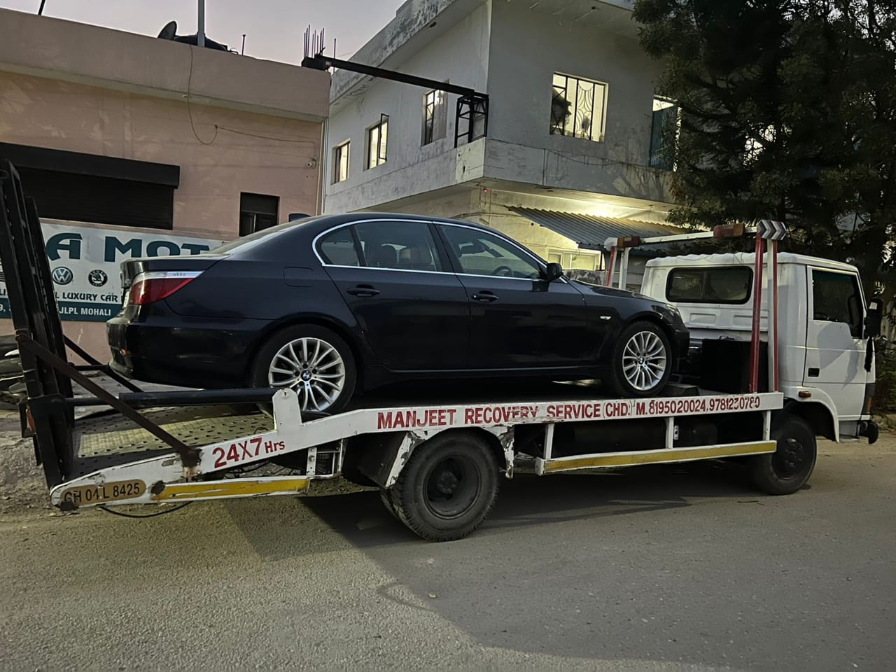 Car Towing Service In Zirakpur  | Manjeet Towing Services | Best Car Towing Service In Zirakpur, 7 Top Car Towing Service In Zirakpur, 24 Hour Car Towing Service In Zirakpur, Car Towing Service Near me, Car Towing Service  - GL108414