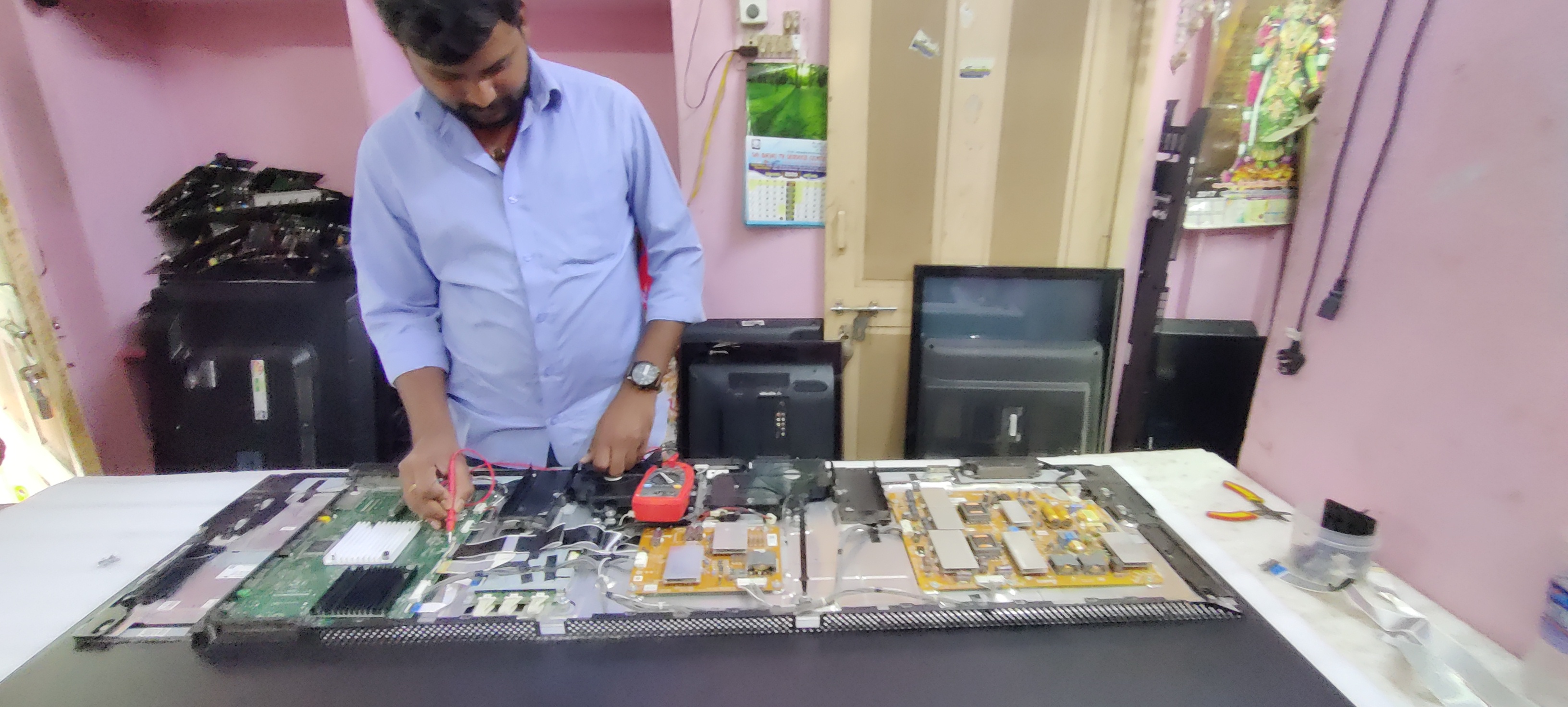 Sai Bajaj Electronics, SAMSUNG TV SERVICE CENTER IN KONDAPUR , SAMSUNG TV SERVICE CENTER IN MIYAPUR , SAMSUNG TV SERVICE CENTER IN GACHIBOWLI SAMSUNG TV SERVICE CENTER IN HYDERABAD 