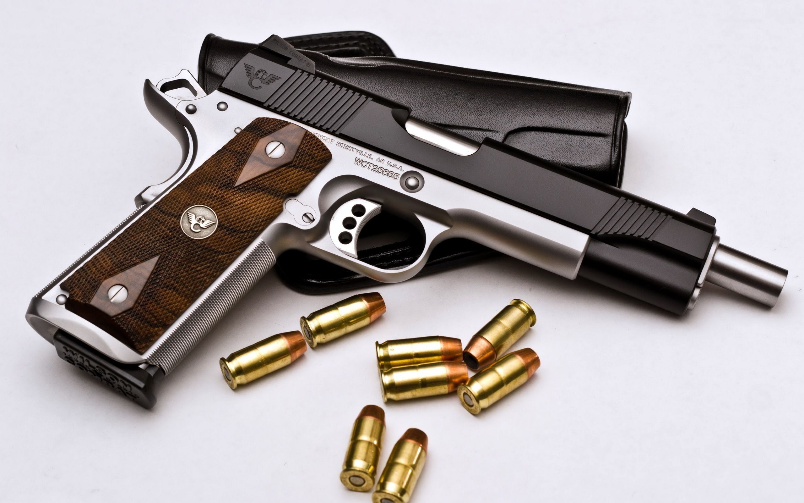 BHANDARI GUN HOUSE , Bhandari gun house, Gun shop in Chandigarh, Gun dealer in Chandigarh, pistol shop in Chandigarh, revolver dealer in Chandigarh, Top gun dealer in Chandigarh,