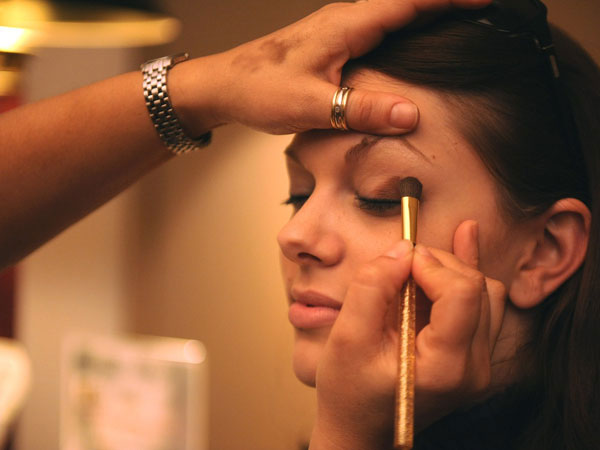 Best Makeup Expert for Bridal Make Up in Amritsar | Girls nd Curls | Bridal  Make