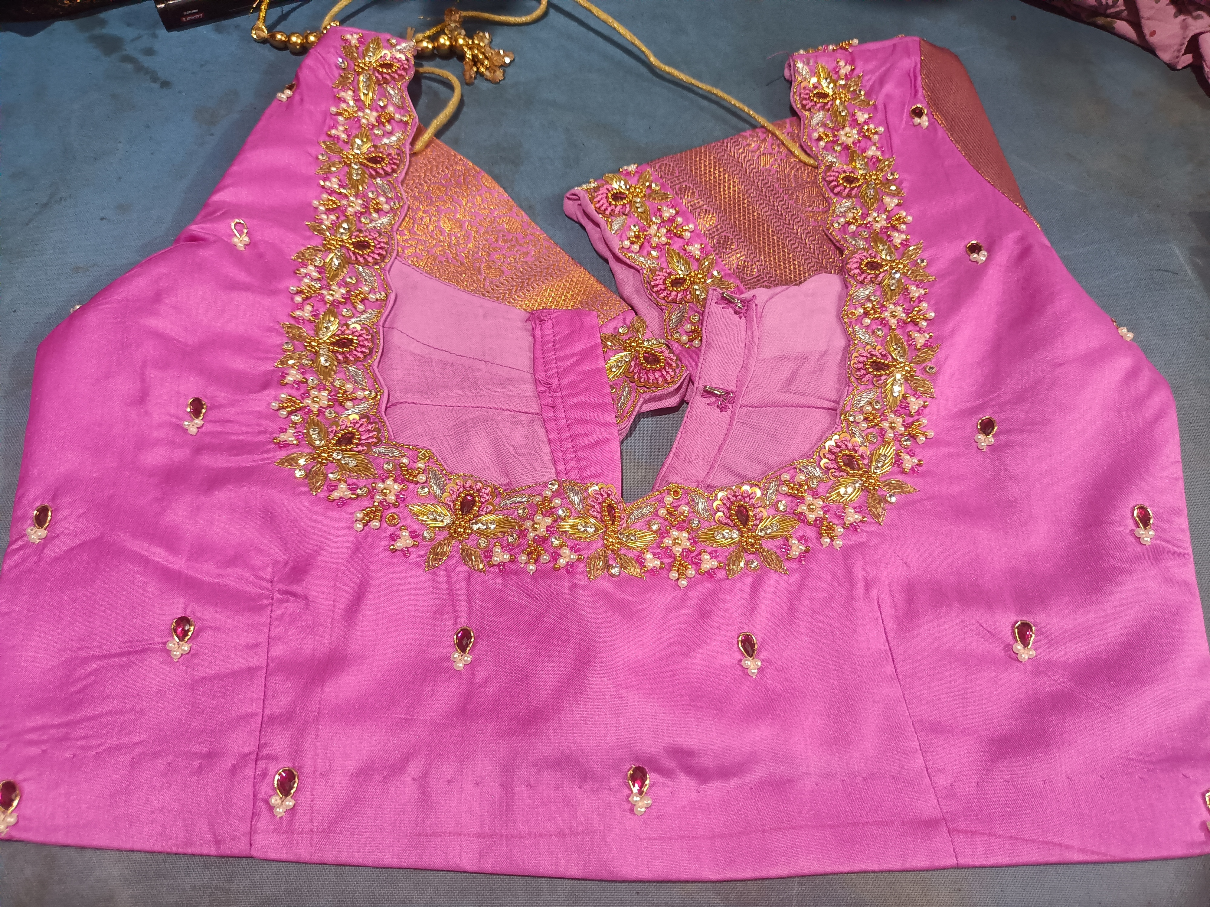 Balu's Modern Dry Cleaners, Blouse dry cleaners in kphb, blouse dry cleaners service in hyderabad, blouse dry cleaners service in Kondapur, blouse dry cleaners service in miyapur, blouse dry cleaners service in Gopal Nagar, 