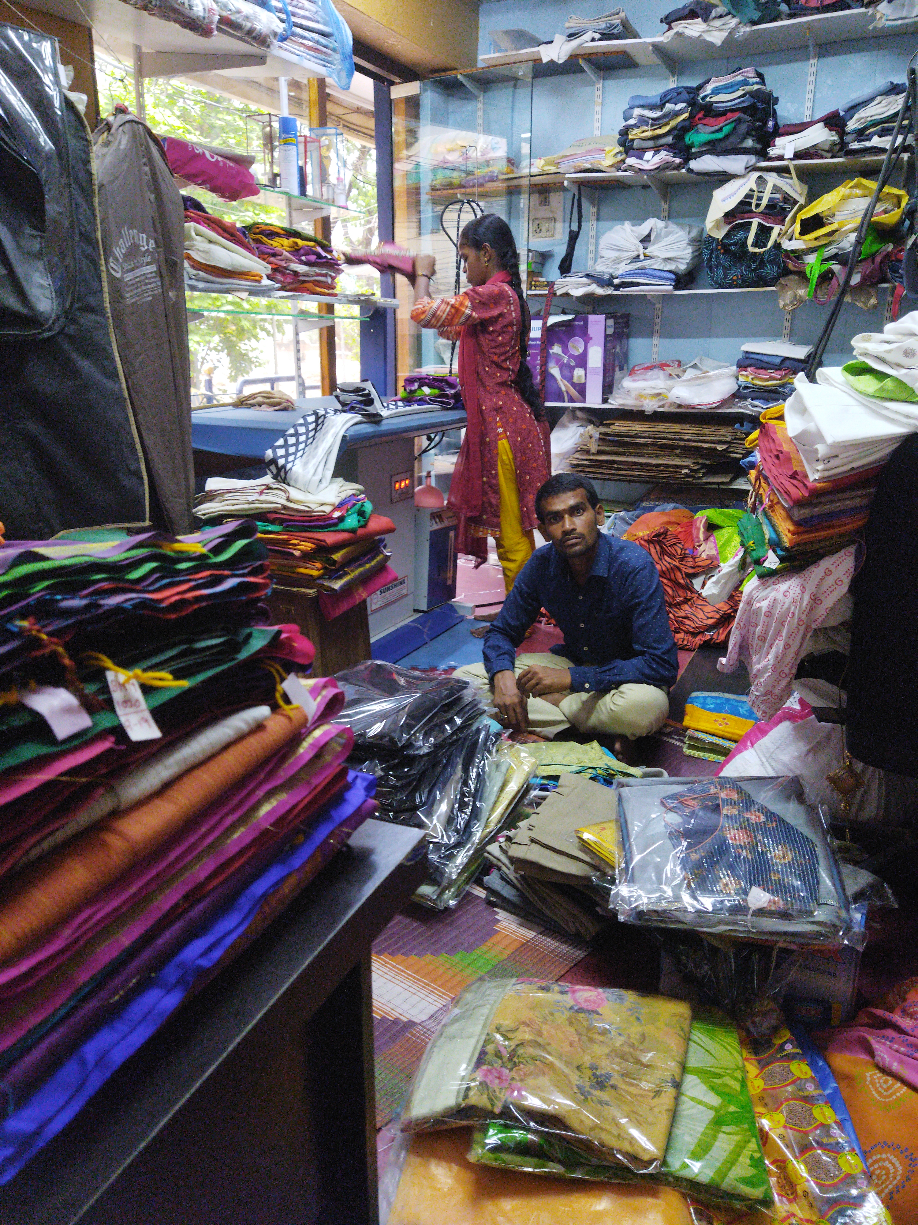 Balu's Modern Dry Cleaners, Saree Dry cleaning services in kphb. saree Dry cleaning services in suchitra. Saree Dry cleaning services in miyapoor. Saree Dry cleaning services in gagularamaram.