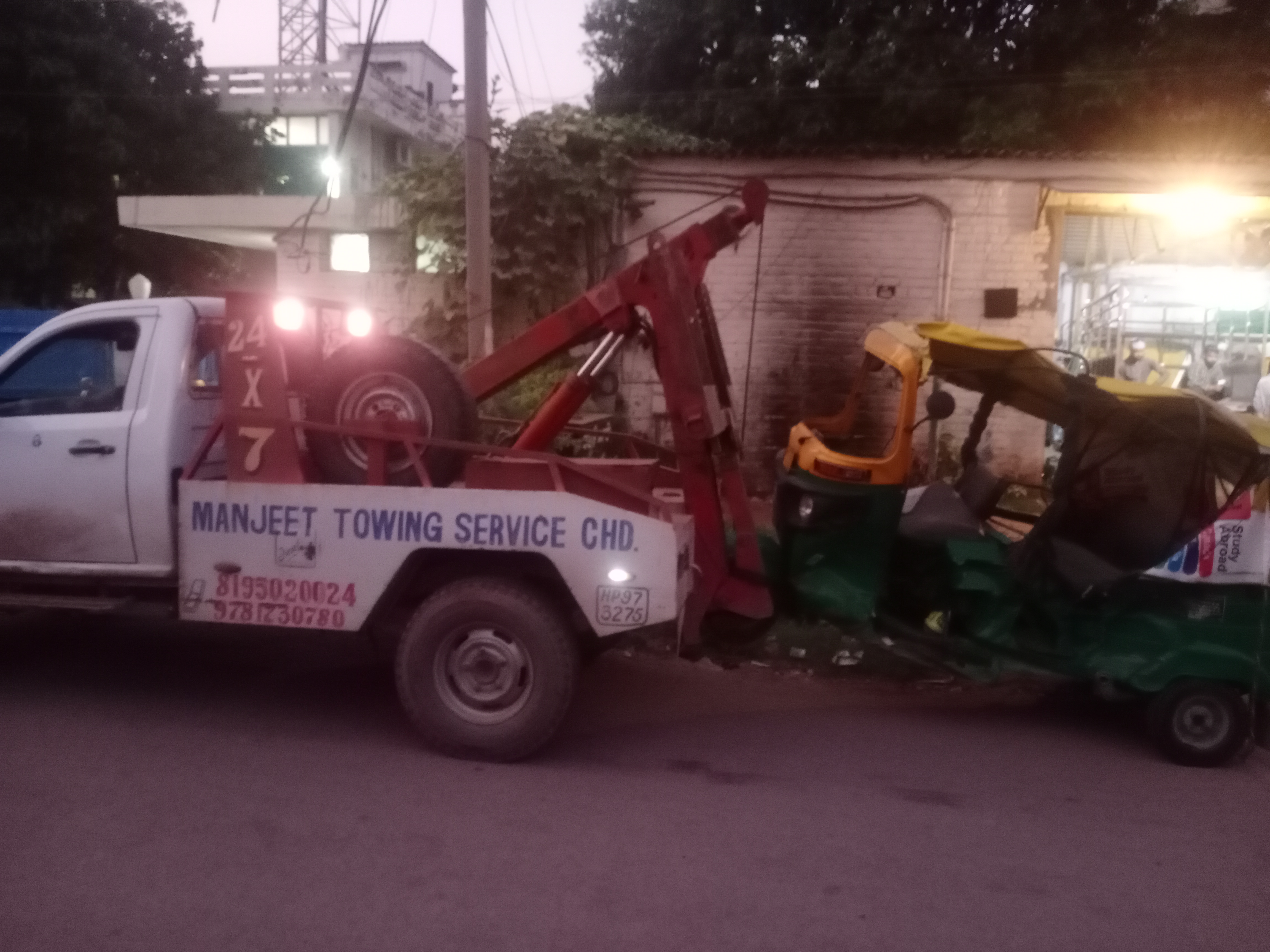 Car Towing Service In Panchkula | Manjeet Towing Services | Best Car Towing Service In Panchkula, 7 Top Car Towing Service In Panchkula, 24 Hour Car Towing Service In Panchkula, Car Towing Service near me, Car Towing Service  - GL102725