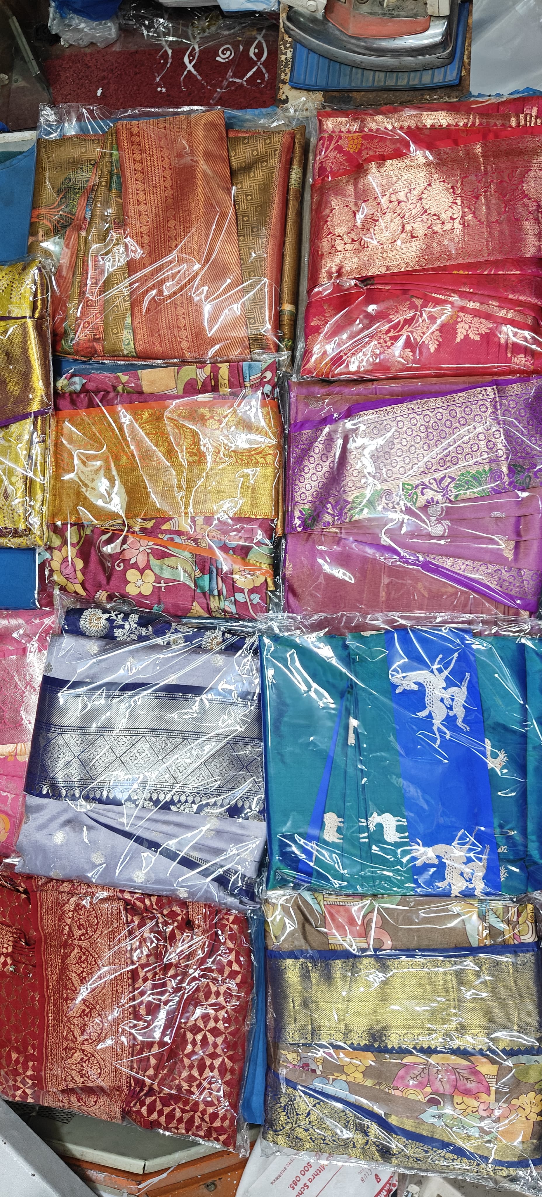 Balu's Modern Dry Cleaners, #HyderabadDivas #SareeGoals #DryCleanMagic #FoldedWithLove#sareefold# hyd#