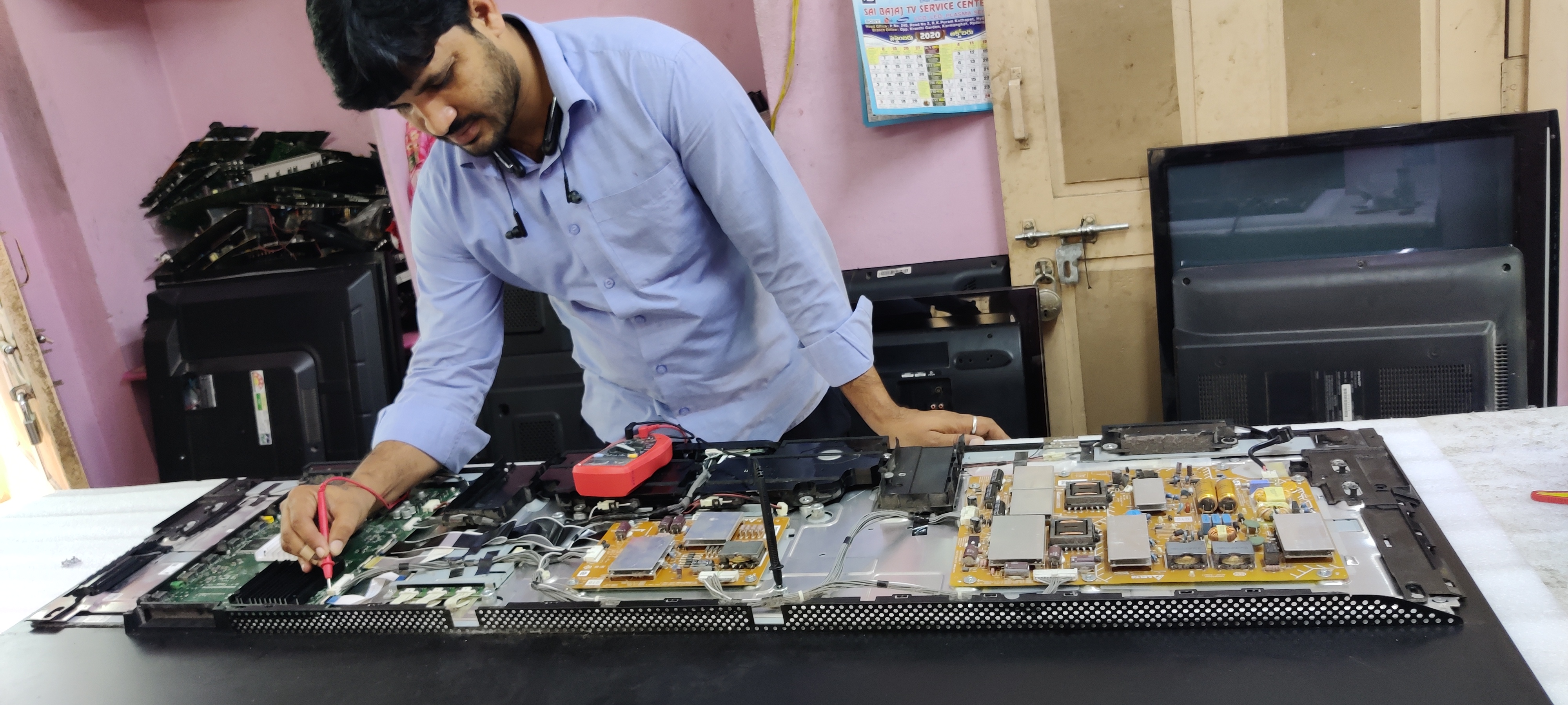 Sai Bajaj Electronics, SAMSUNG TV SERVICE CENTER IN KONDAPUR , SAMSUNG TV SERVICE CENTER IN MIYAPUR , SAMSUNG TV SERVICE CENTER IN GACHIBOWLI SAMSUNG TV SERVICE CENTER IN HYDERABAD 