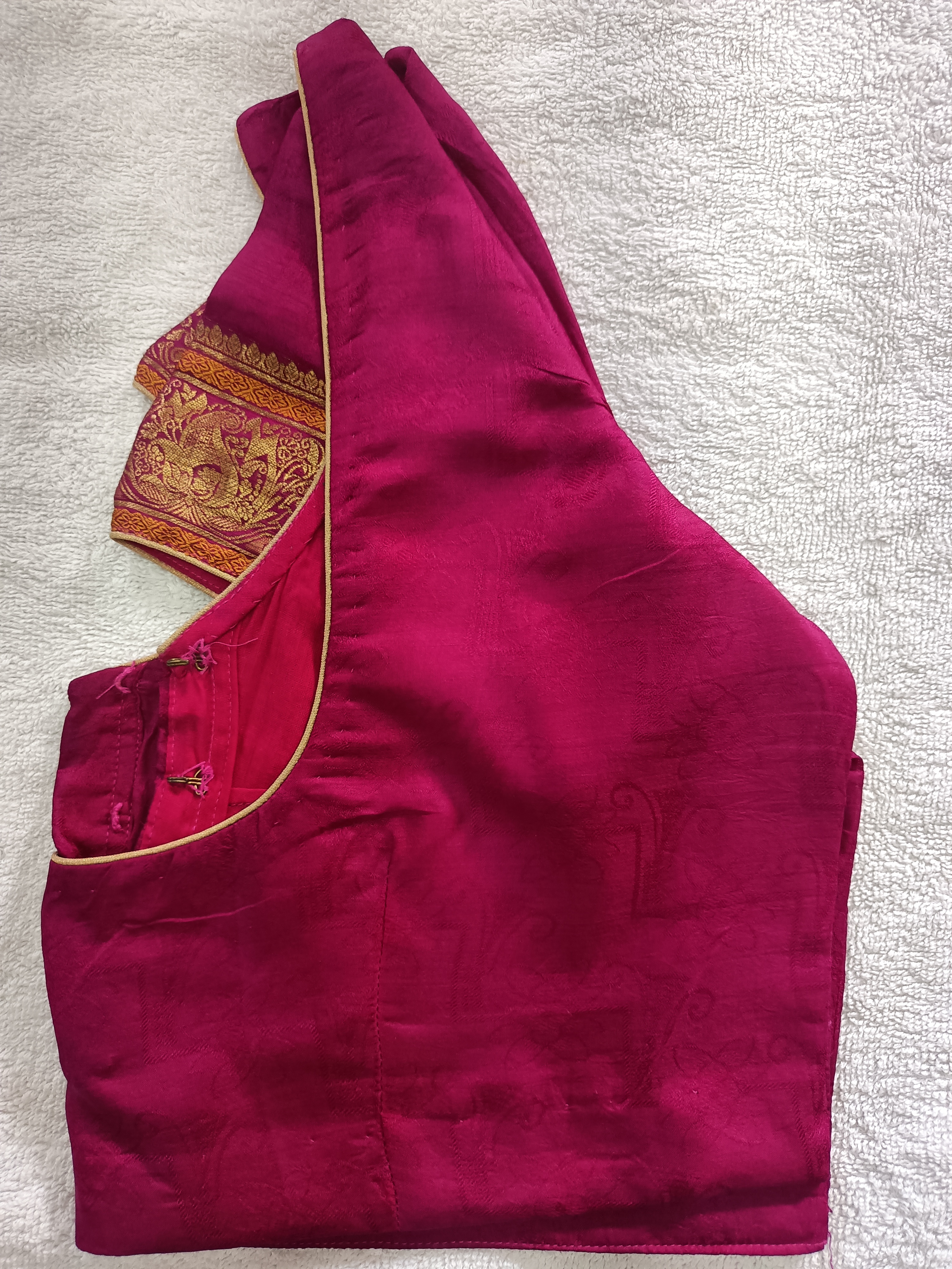 Balu's Modern Dry Cleaners, Blouse dry cleaners in kphb, blouse dry cleaners service in hyderabad, blouse dry cleaners service in Kondapur, blouse dry cleaners service in miyapur, blouse dry cleaners service in Gopal Nagar, 