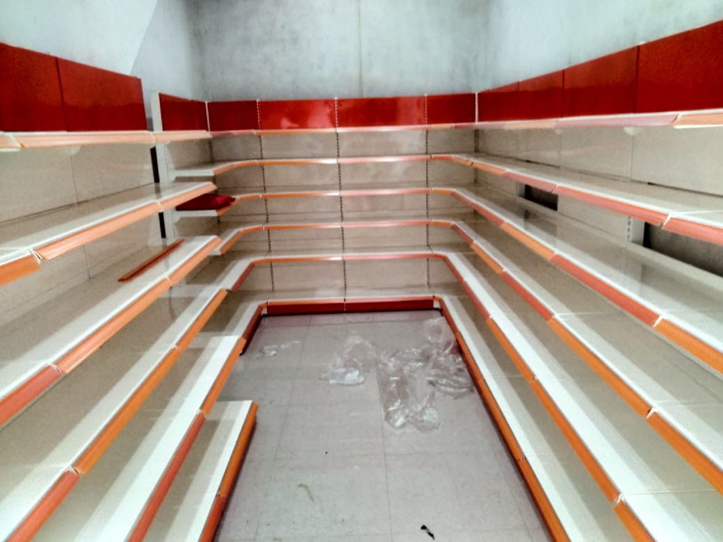 Supermarket&nbsp; Racks&nbsp; manufacturer&nbsp; in indore&nbsp; |  I G Enterprises | Sports Racks  manufacturer in indore, best rates of rack in indore, best quality racks in indore with best prices, MS supermarket racks in indore, Display racks in indore, Grocery Racks in indore,  - GL119569