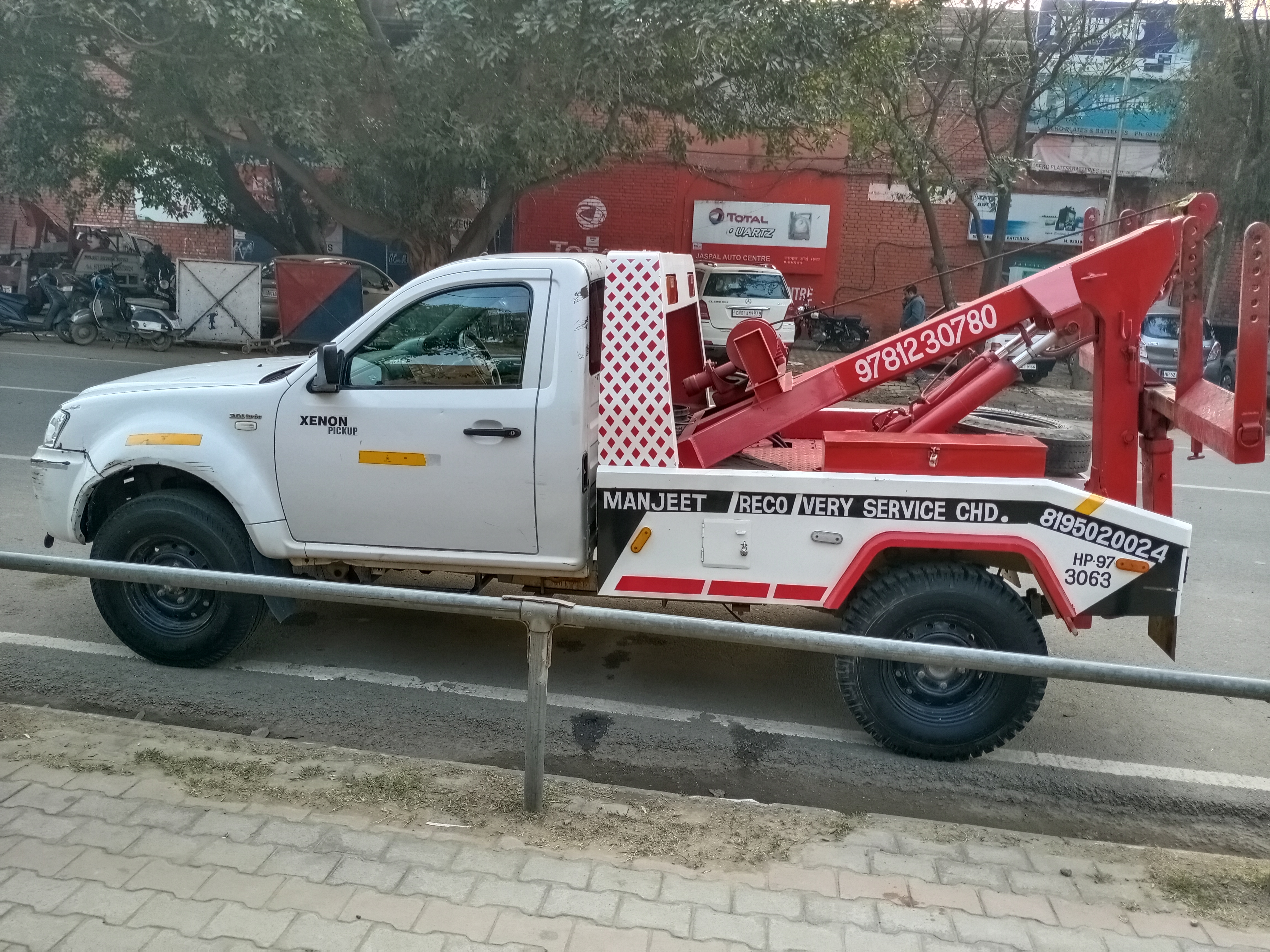 Car Towing Service in Panchkula | Manjeet Towing Services | Best Car Towing Service in Panchkula, 7Top Car Towing Service in Panchkula, 24hours Ca - GL59752