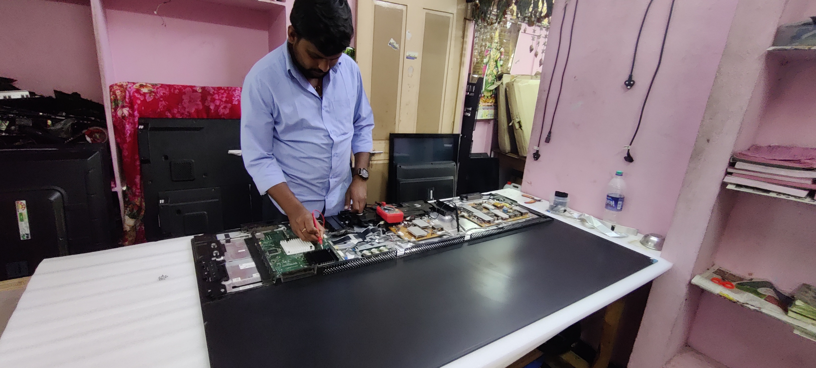 Sai Bajaj Electronics, SAMSUNG TV SERVICE CENTER IN KONDAPUR , SAMSUNG TV SERVICE CENTER IN MIYAPUR , SAMSUNG TV SERVICE CENTER IN GACHIBOWLI SAMSUNG TV SERVICE CENTER IN HYDERABAD 