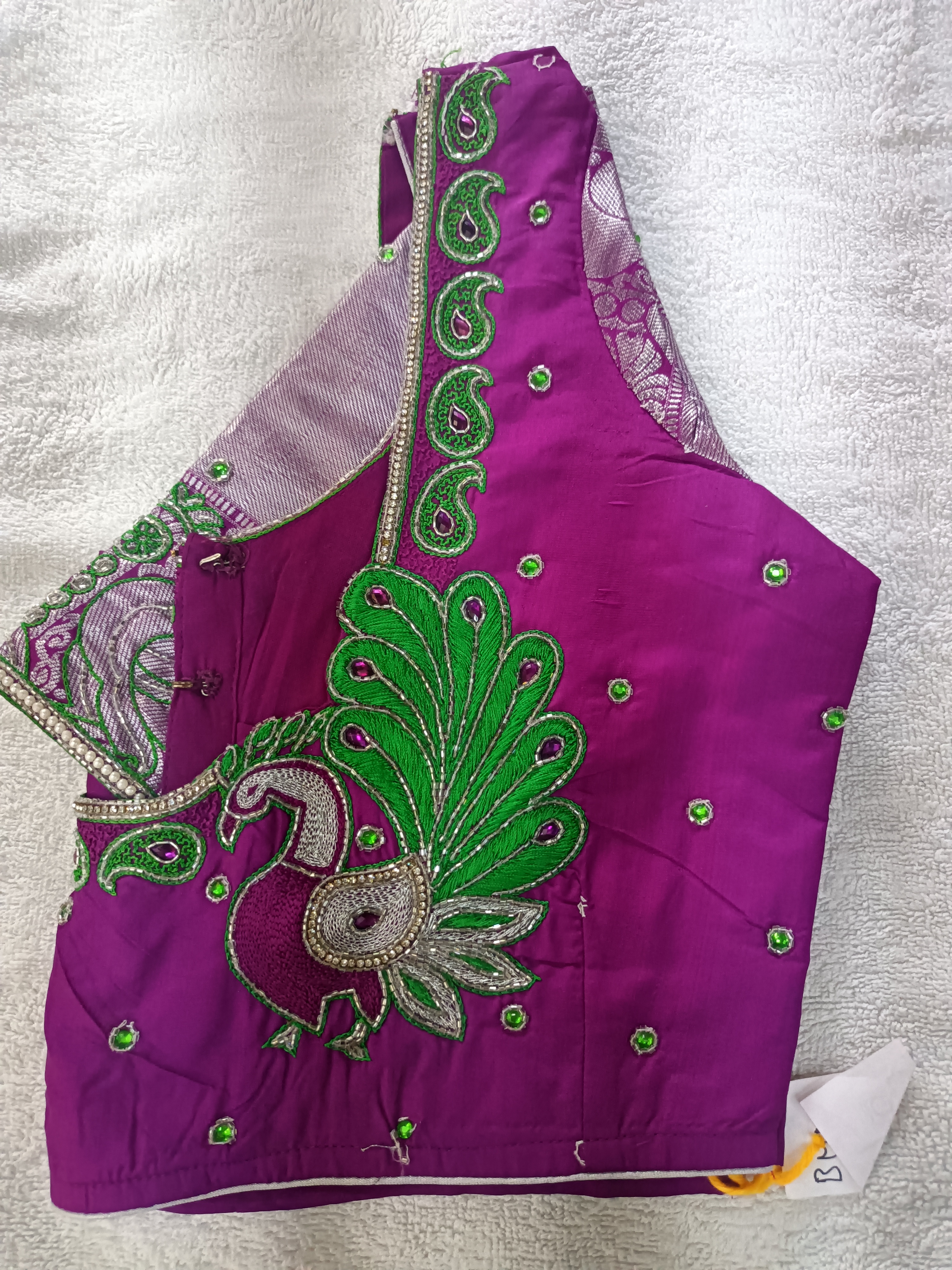 Balu's Modern Dry Cleaners, Blouse dry cleaners in kphb, blouse dry cleaners service in hyderabad, blouse dry cleaners service in Kondapur, blouse dry cleaners service in miyapur, blouse dry cleaners service in Gopal Nagar, 