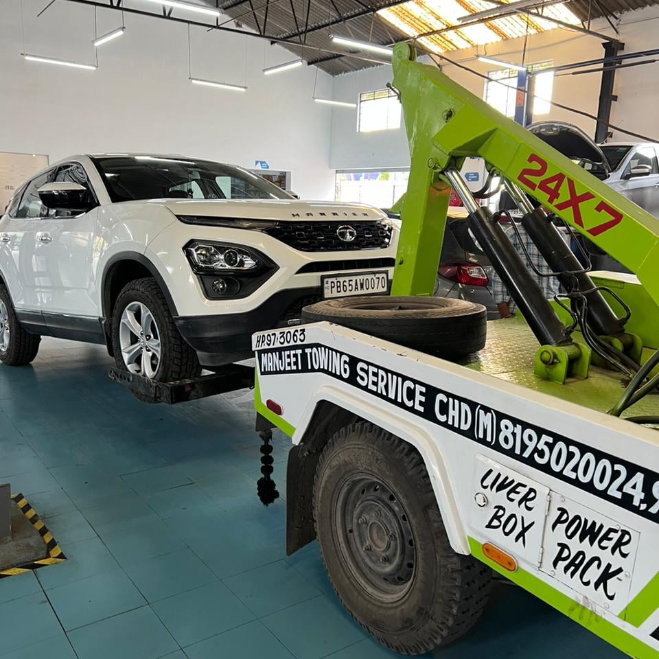 Car Towing Service In Chandigarh  | Manjeet Towing Services | Best Car Towing Service In Chandigarh, 7 Top Car Towing Service In Chandigarh, 24 Hour Car Towing Service In Chandigarh, Car Towing Service Near me, Car Towing Service  - GL113020