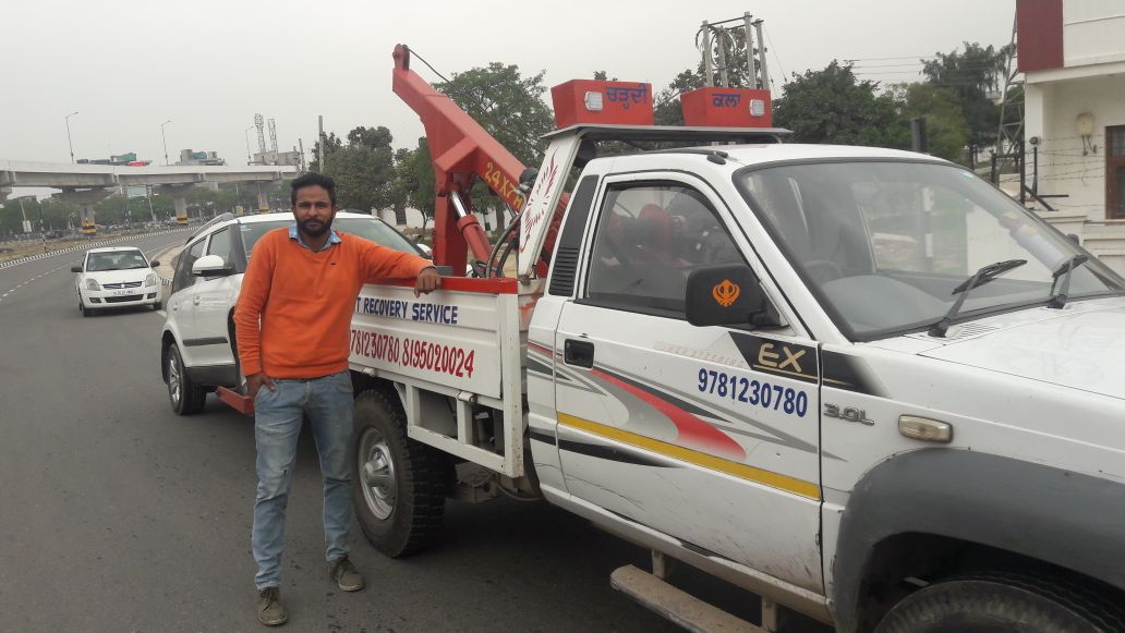 Car Towing Service In Chandigarh  | Manjeet Towing Services | Best Car Towing Service In Chandigarh, Top7 Car Towing Service In Chandigarh, 24hours Car Towing Service In Chandigarh, 24hours Car Breakdown Service In Chandigarh, Car Towing Service In Nearby  - GL61493