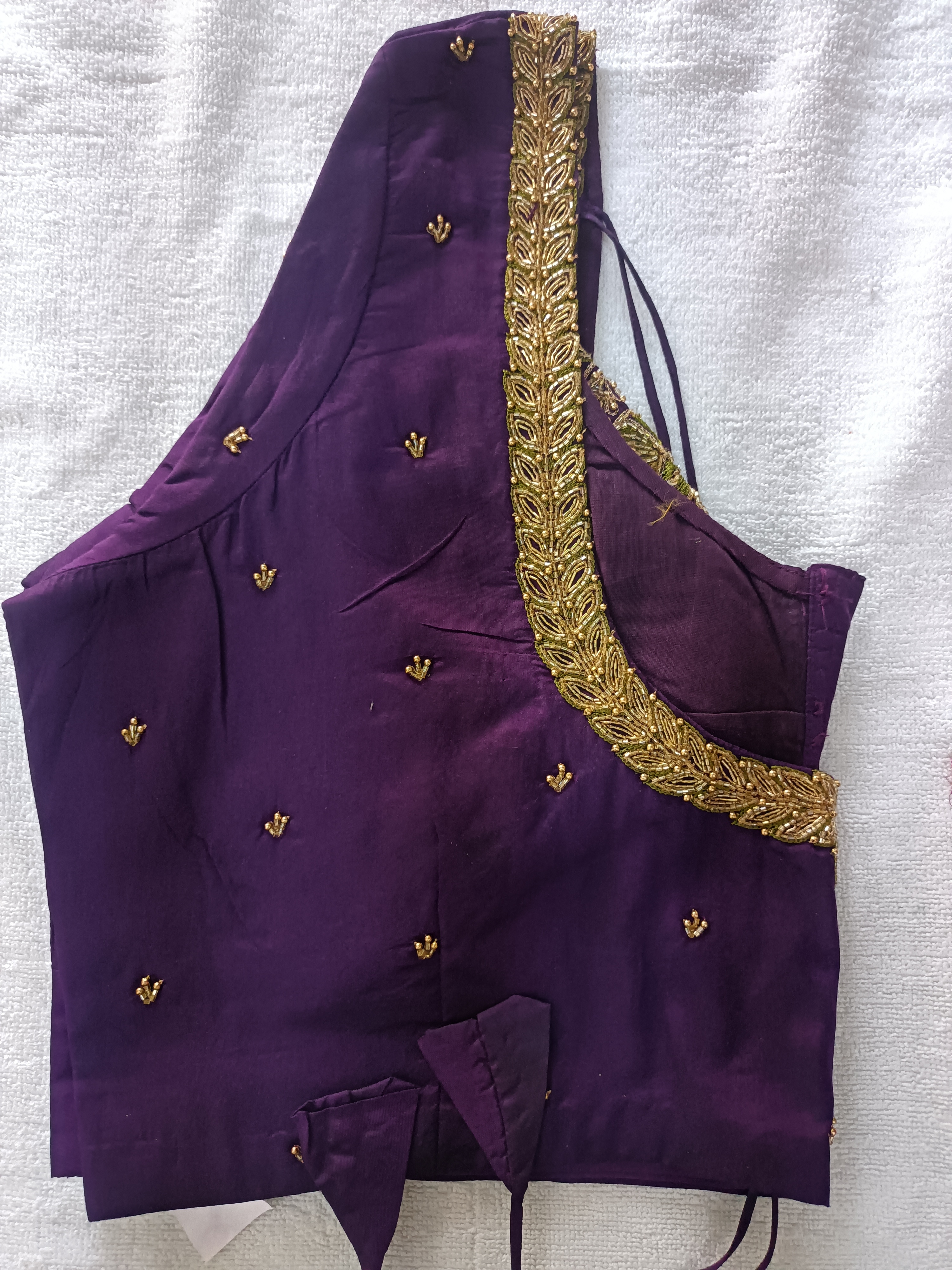 Balu's Modern Dry Cleaners, Blouse dry cleaners in kphb, blouse dry cleaners service in hyderabad, blouse dry cleaners service in Kondapur, blouse dry cleaners service in miyapur, blouse dry cleaners service in Gopal Nagar, 