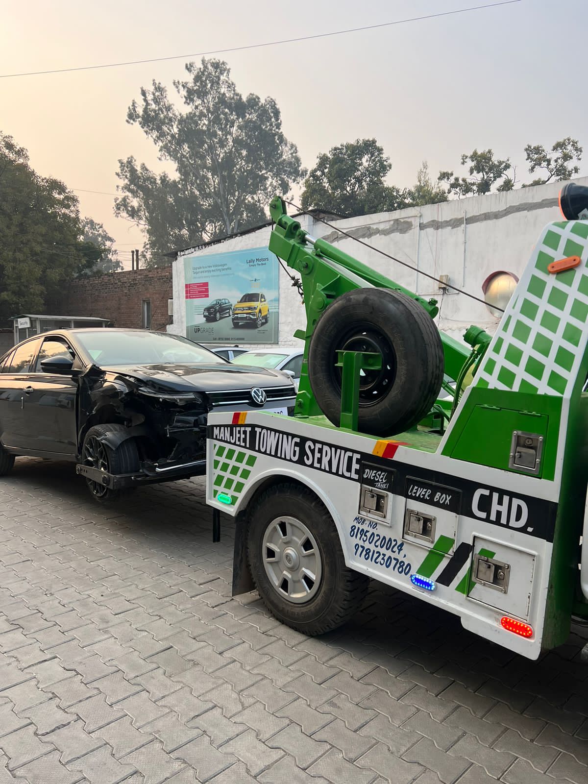 Car Towing Service In Banur  | Manjeet Towing Services | Best Car Towing Service In Banur, 24 Hour Car Towing Service In Banur, 7 Top Car Towing Service In Banur, Car Towing Service Near me, Car Tow Van Near me  - GL116933