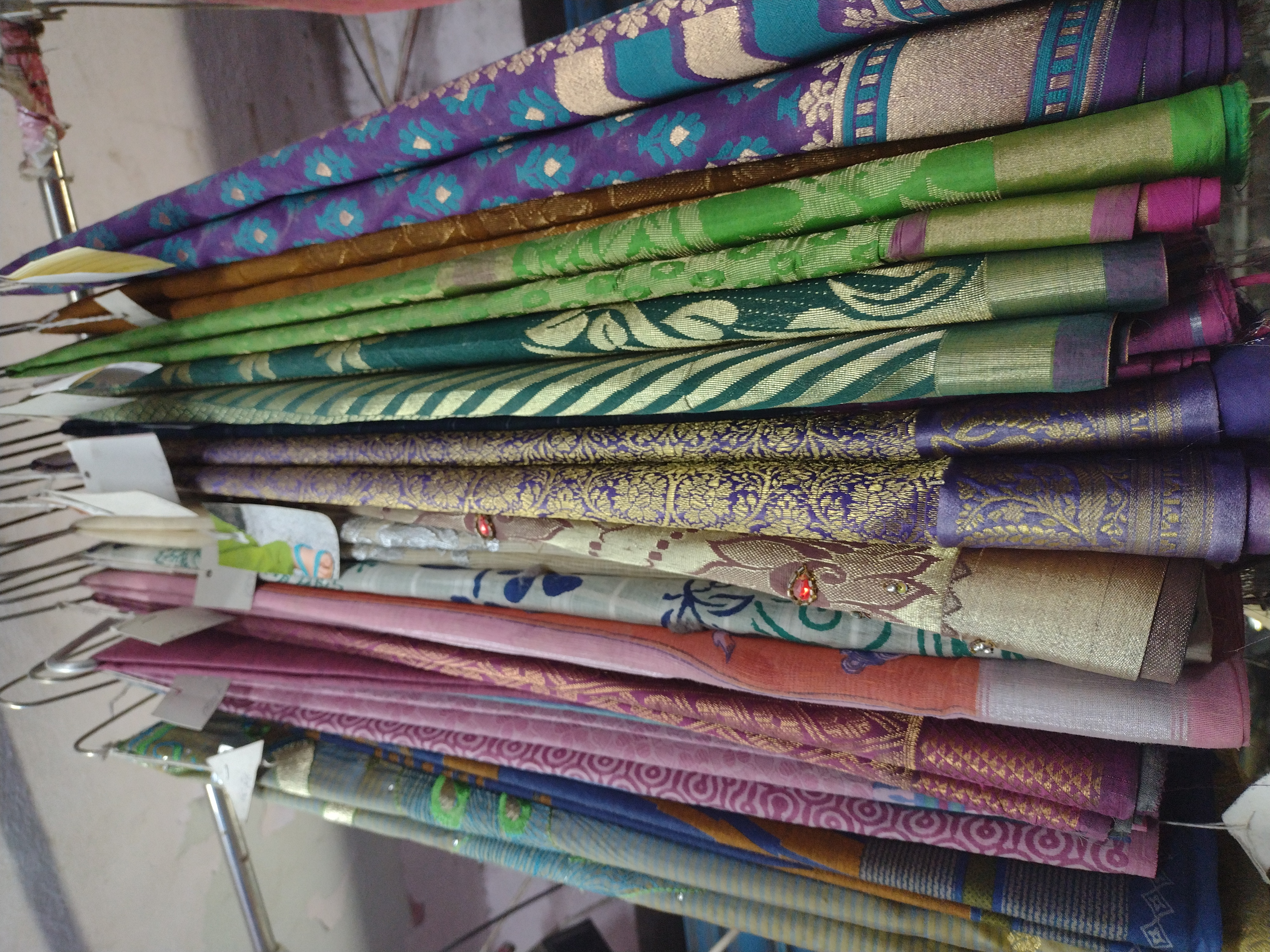 Balu's Modern Dry Cleaners, Saree roling service in kphb, sarre roling service Kukatpally , sarre roling service in suchitra.saree rolling service in Miyapur