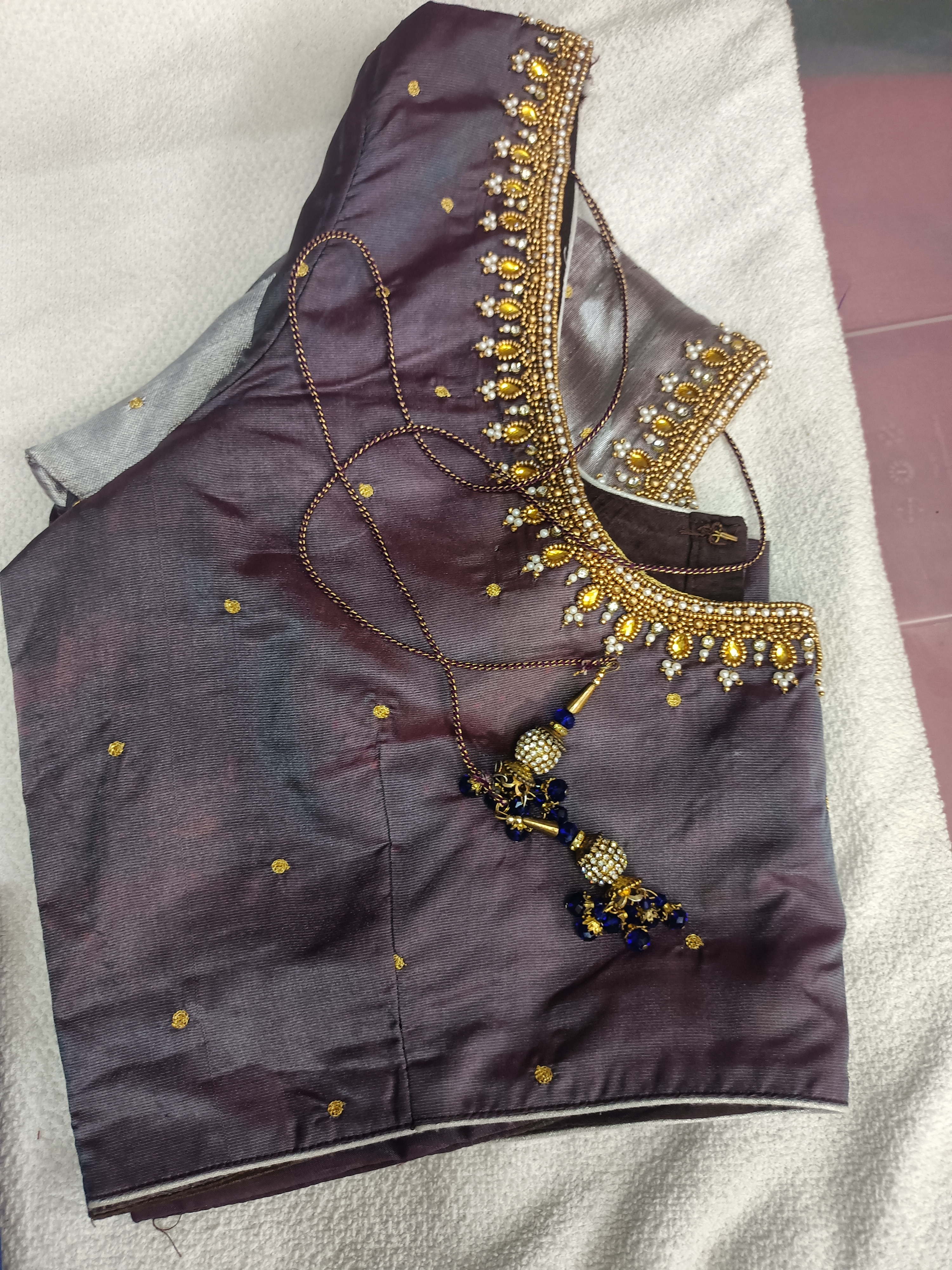 Balu's Modern Dry Cleaners, Blouse dry cleaners in kphb, blouse dry cleaners service in hyderabad, blouse dry cleaners service in Kondapur, blouse dry cleaners service in miyapur, blouse dry cleaners service in Gopal Nagar, 