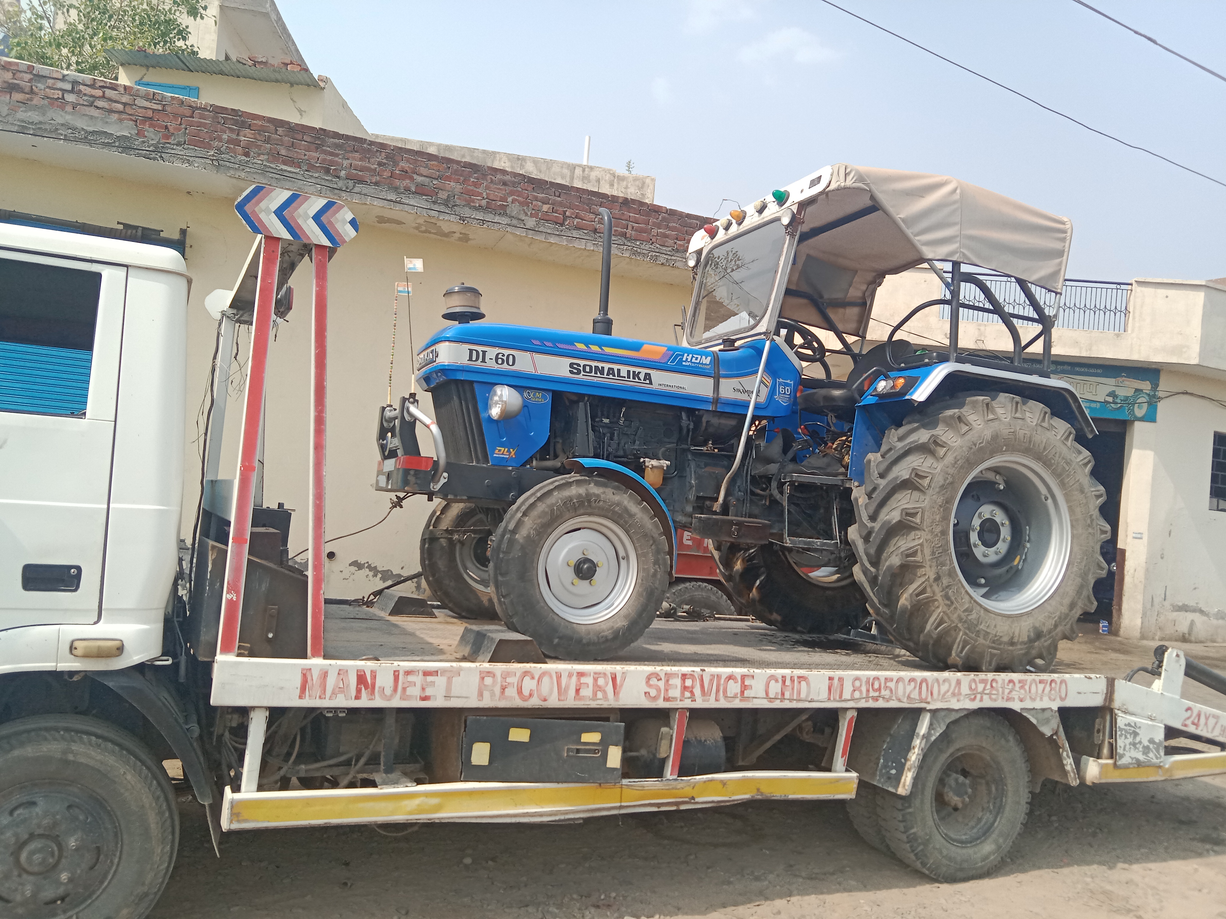 Car Towing Service In Panchkula  | Manjeet Towing Services | Best Car Towing Service In Panchkula, 7 Top Car Towing Service In Panchkula, 24 Hour Car Towing Service In Panchkula, Car Towing Service Near me, Car Towing Service  - GL106266