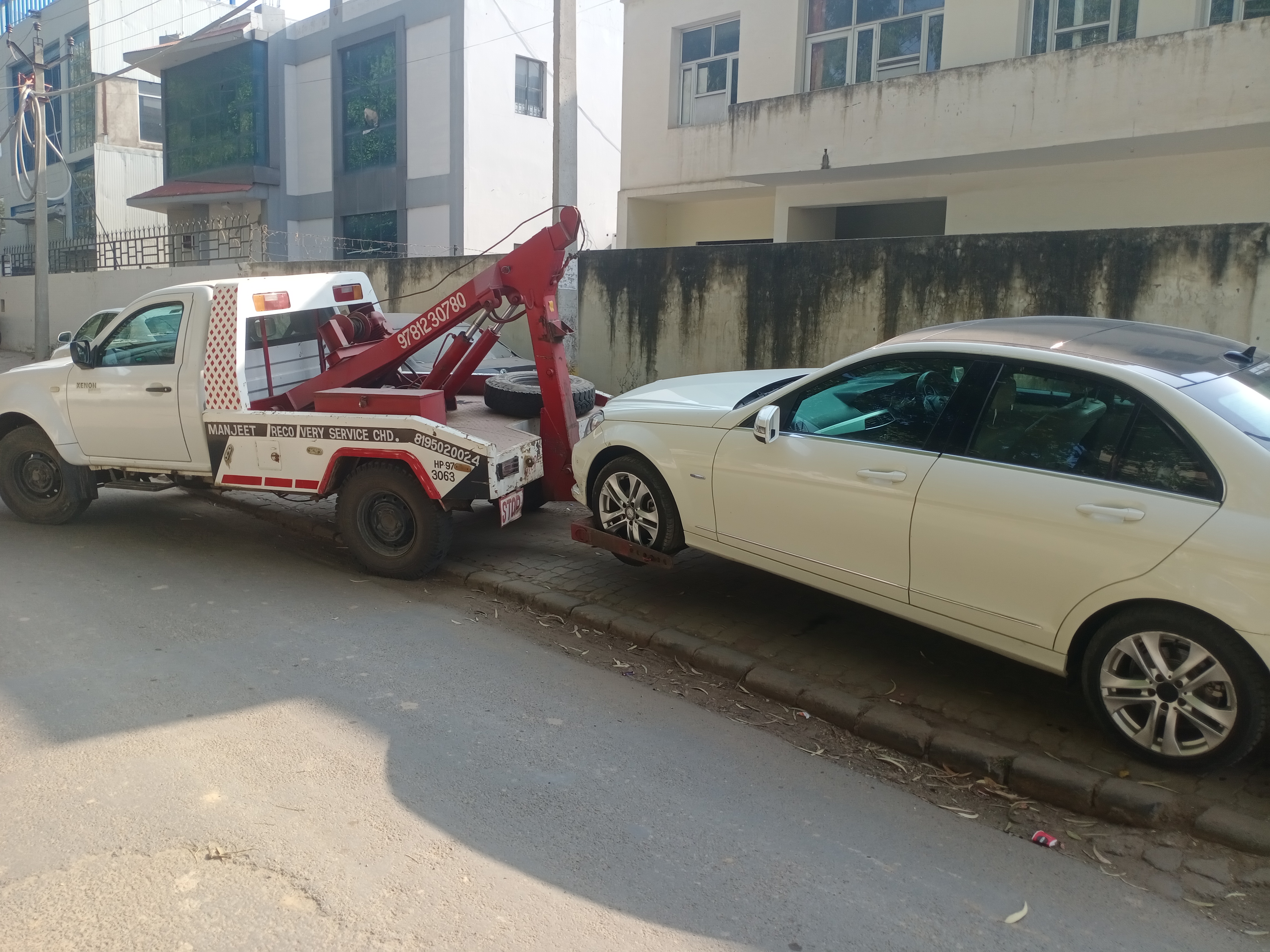 Car Towing Service In Derabassi  | Manjeet Towing Services | Best Car Towing Service In Derabassi, 7 Top Car Towing Service In Derabassi, 24 Hour Car Towing Service In Derabassi, Car Towing Service Near me, Car Towing Service  - GL106863