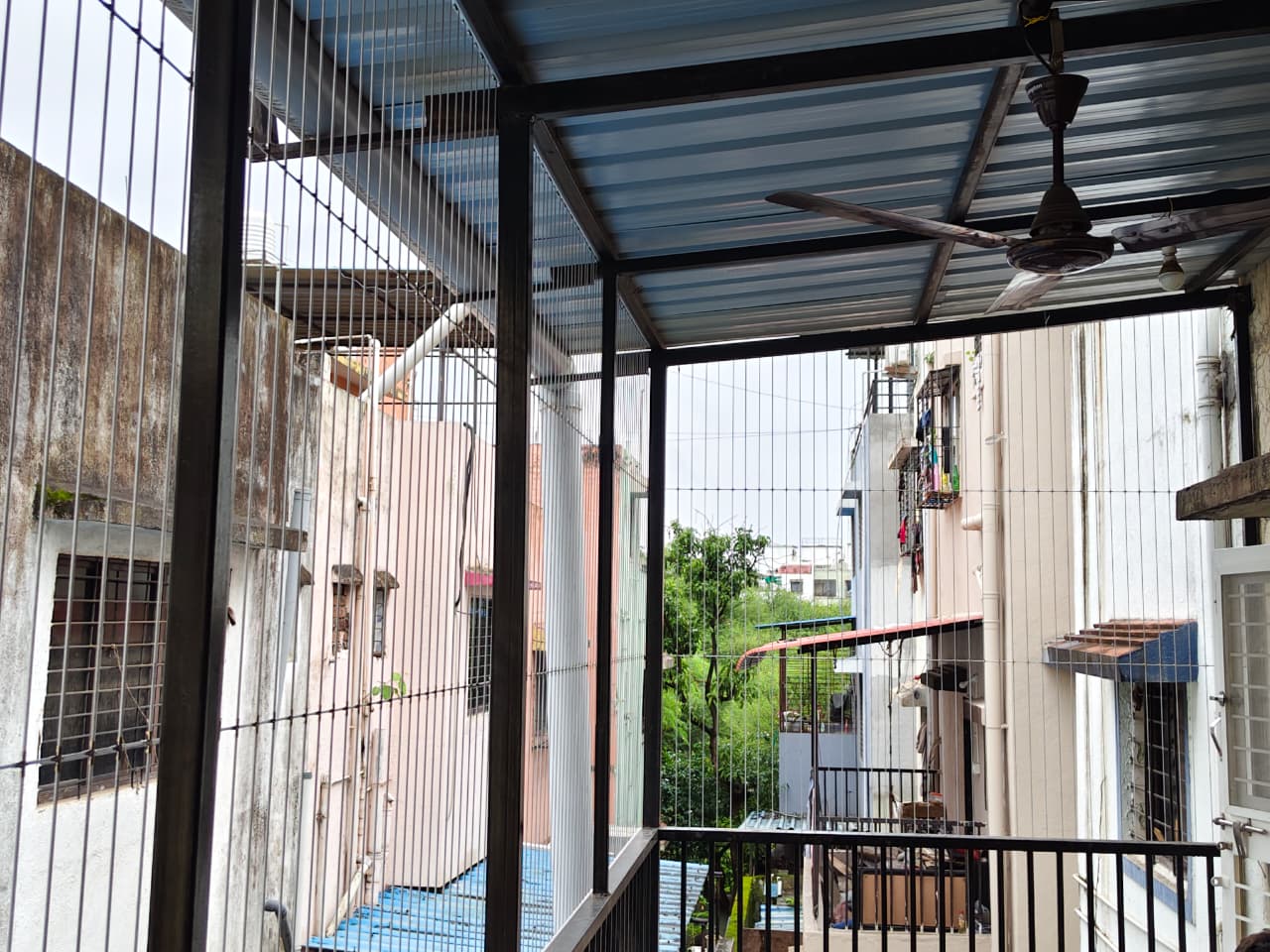 Professional Invisible Grill Installation in Baramati | Chirag Invisible Safety Grill | Invisible Grill in Baramati, Invisible Grill Baramati, Invisible Safety Grill in Baramati, Balcony Invisible Grill Baramati, Invisible Balcony Grill, Invisible Window Grill Baramati. - GL121009