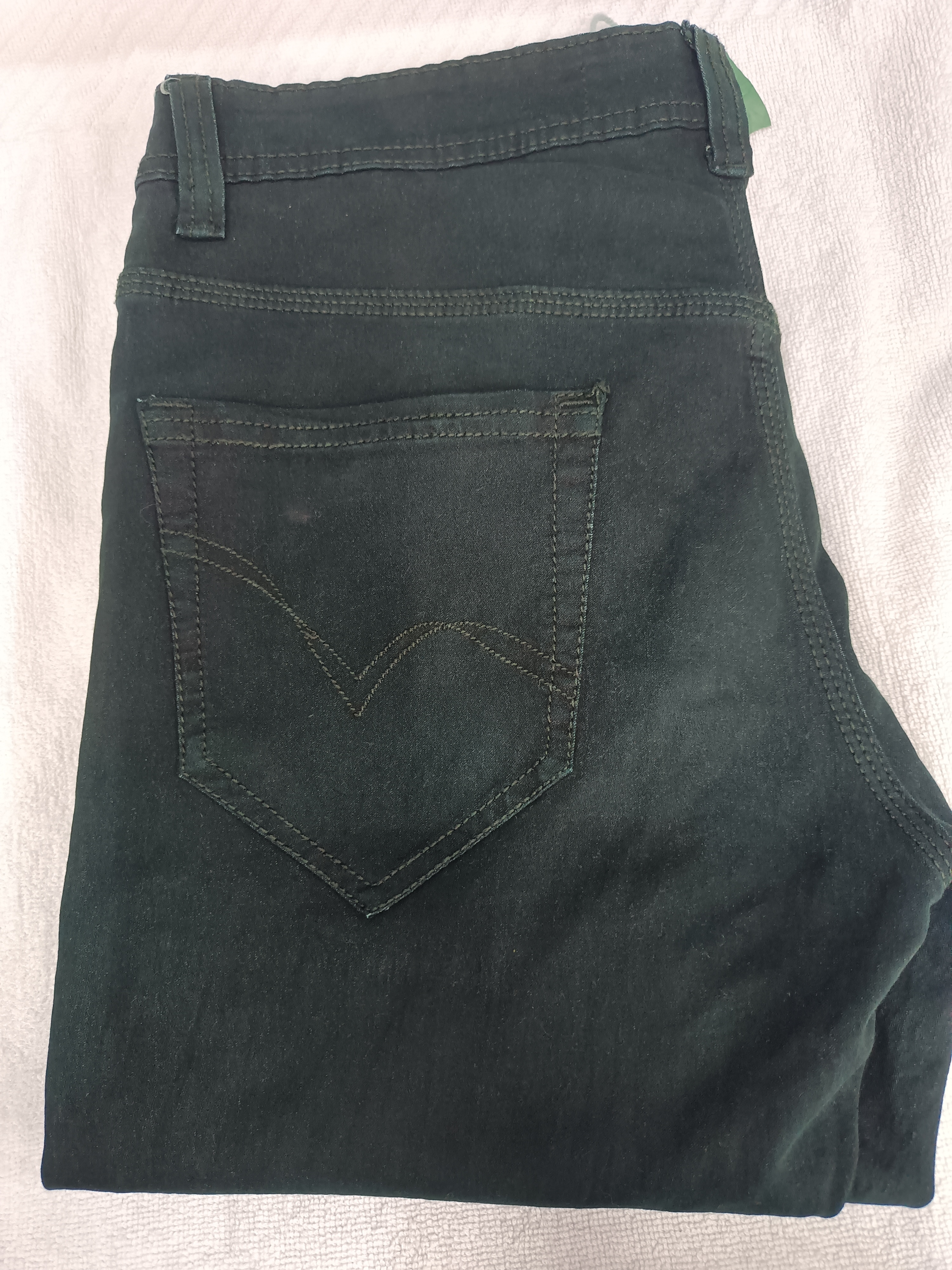 Balu's Modern Dry Cleaners, Paint dry cleaners in kphb, paint dry cleaners service in hyderabad, paint dry cleaners service in Kondapur, paint dry cleaners service in miyapur, paint dry cleaners service in Gopal Nagar, 