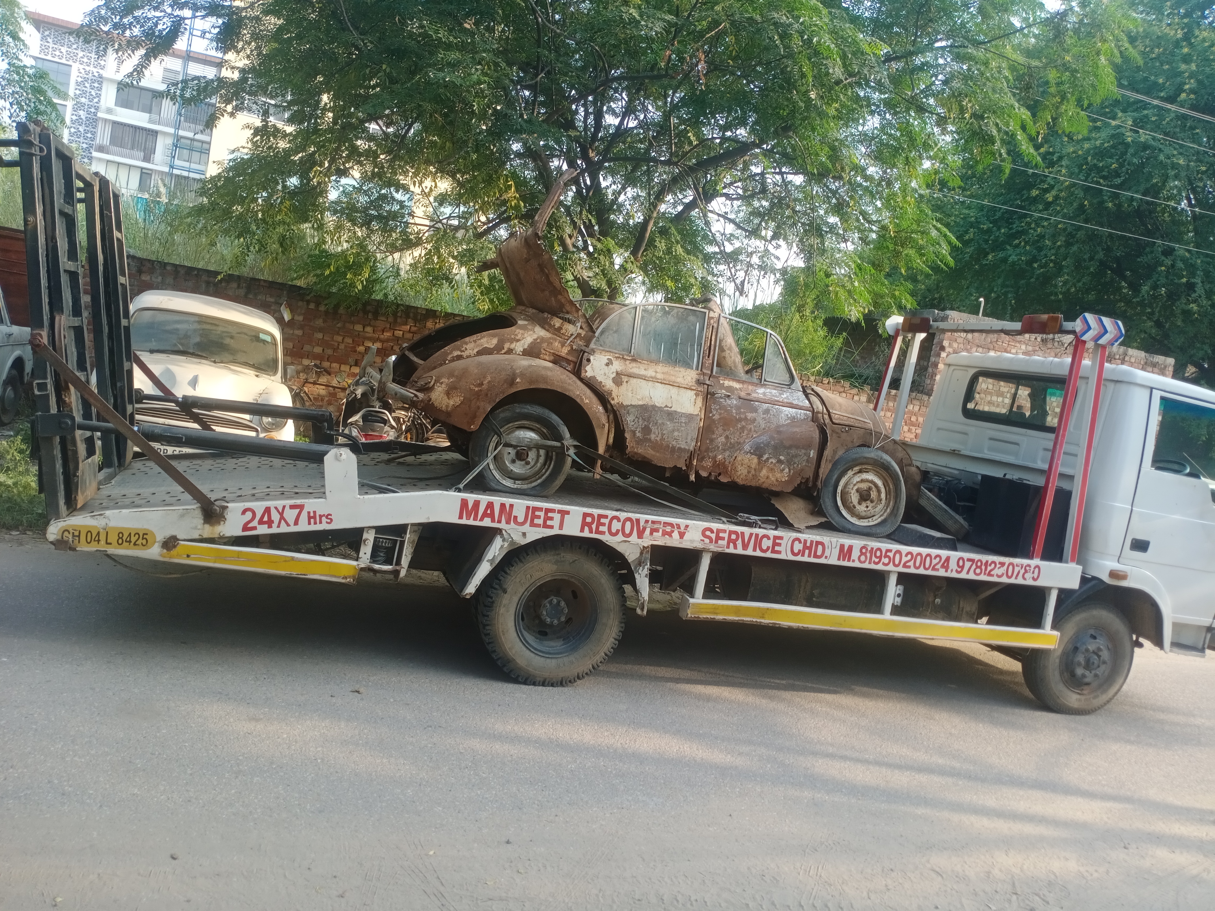 Car Towing Service In Chandigarh  | Manjeet Towing Services | Best Car Towing Service In Chandigarh, 7 Top Car Towing Service In Chandigarh, 24 Hour Car Towing Service In Chandigarh, Car Towing Service near me, Car Towing Service  - GL102726