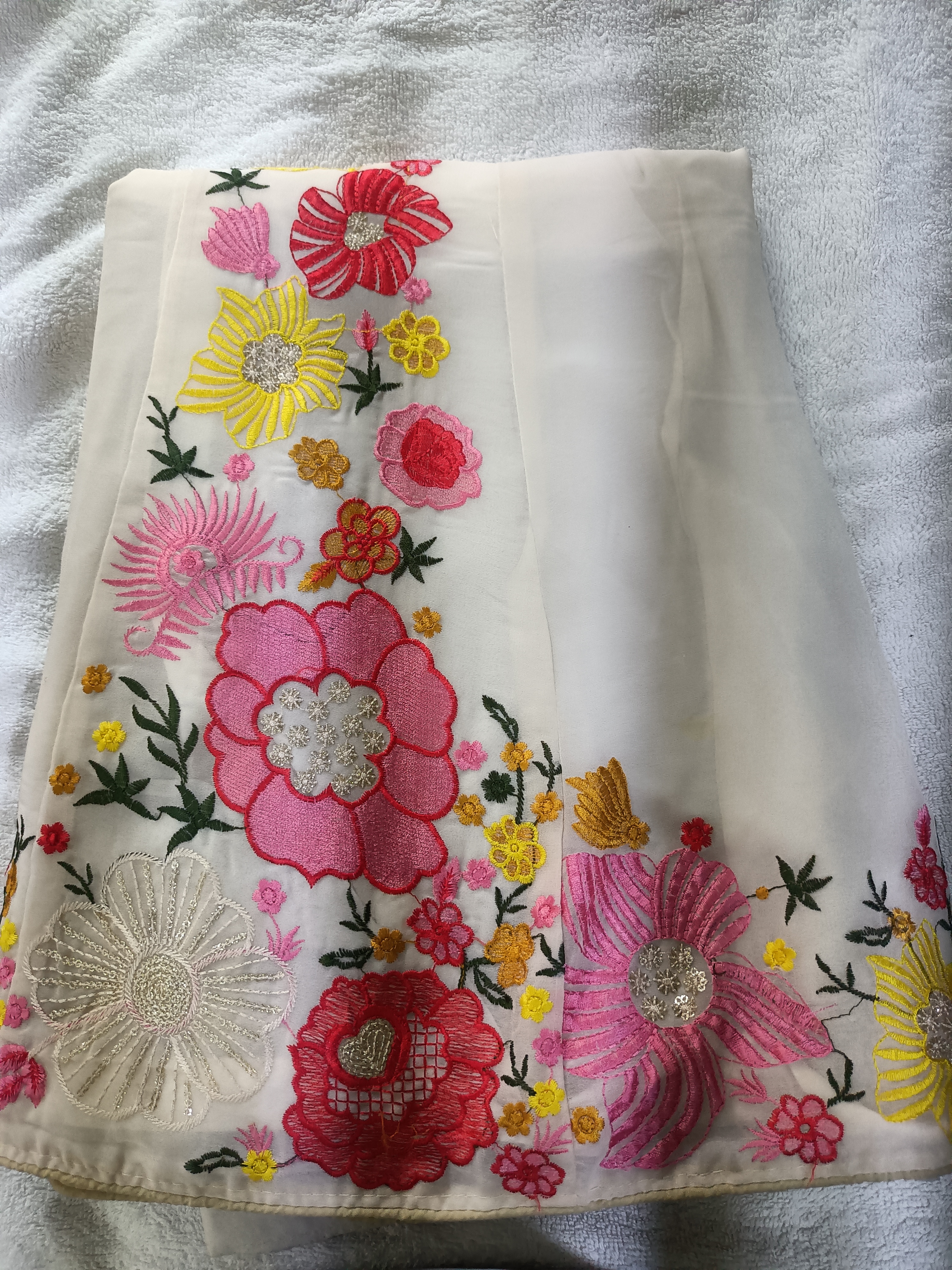 Balu's Modern Dry Cleaners, Lehenga dry cleaners in kphb, lehenga dry cleaners service in hyderabad, lehenga dry cleaners service in Kondapur, lehenga dry cleaners service in miyapur, lehengadry cleaners service in Gopal Nagar, 