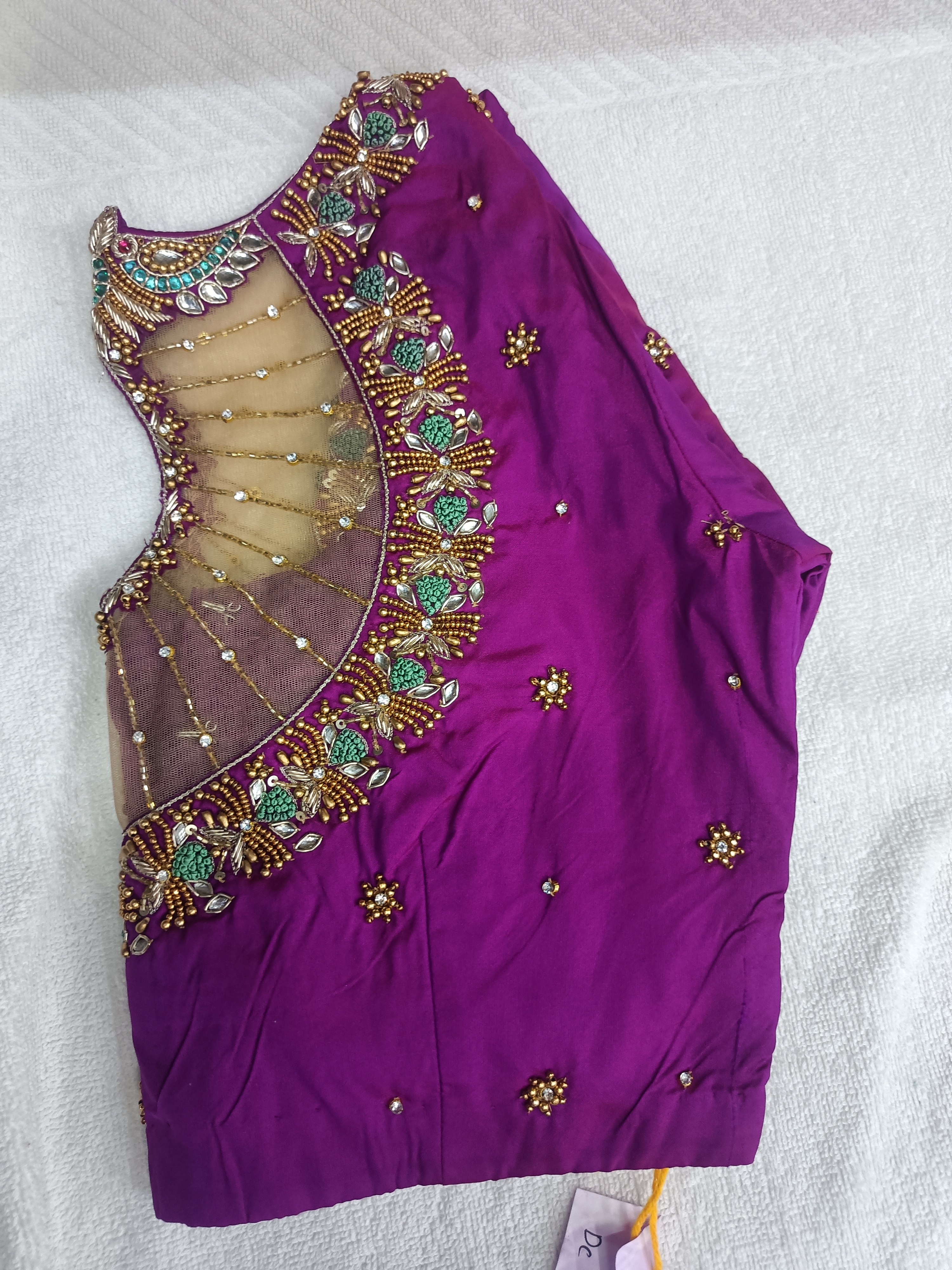 Balu's Modern Dry Cleaners, Blouse dry cleaners in kphb, blouse dry cleaners service in hyderabad, blouse dry cleaners service in Kondapur, blouse dry cleaners service in miyapur, blouse dry cleaners service in Gopal Nagar, 