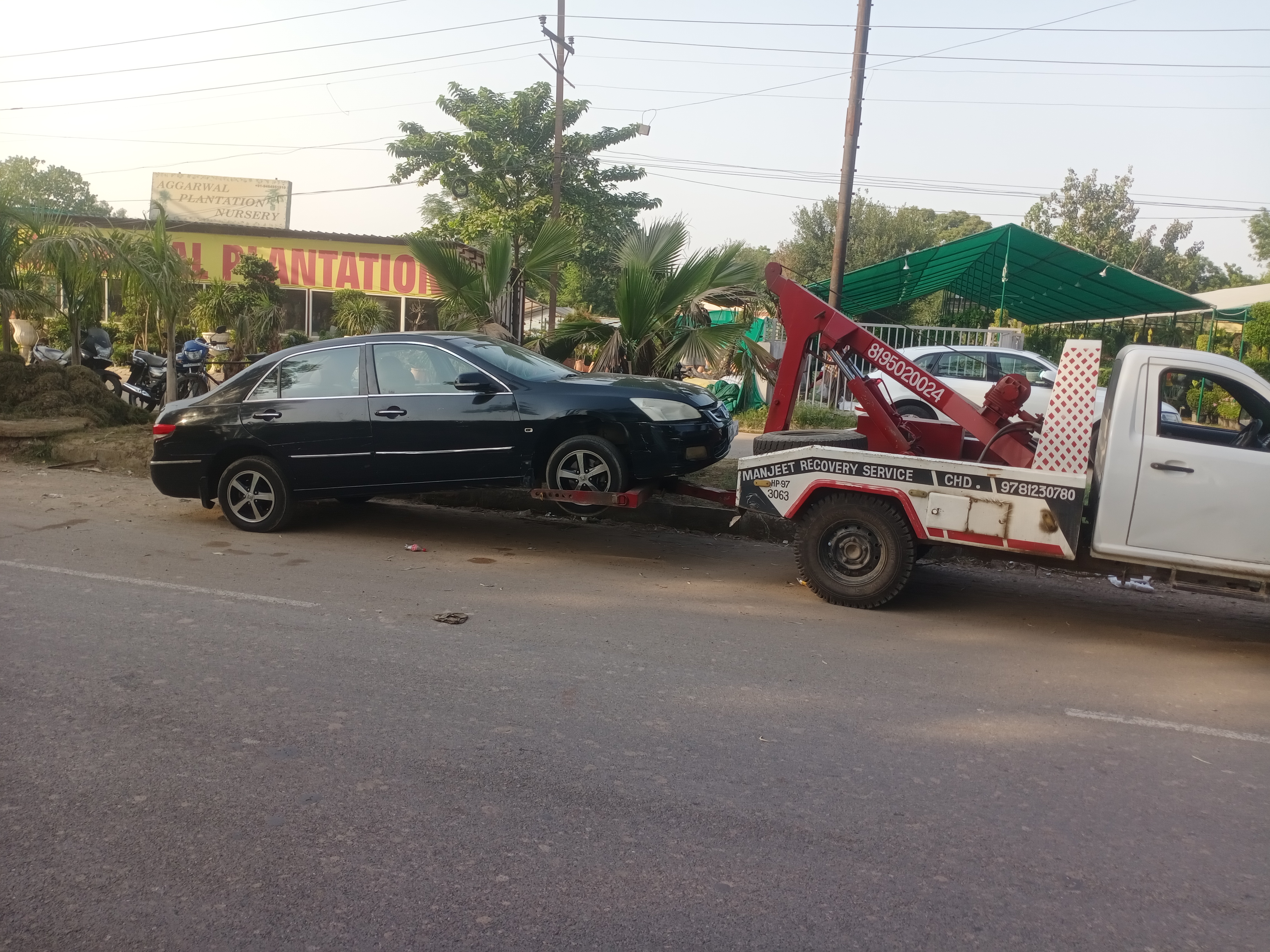 Car Towing Service In Chandigarh  | Manjeet Towing Services | Best Car Towing Service In Chandigarh, 7 Top Car Towing Service In Chandigarh, 24 Hour Car Towing Service In Chandigarh, Car Towing Service near me, Car Towing  - GL102783