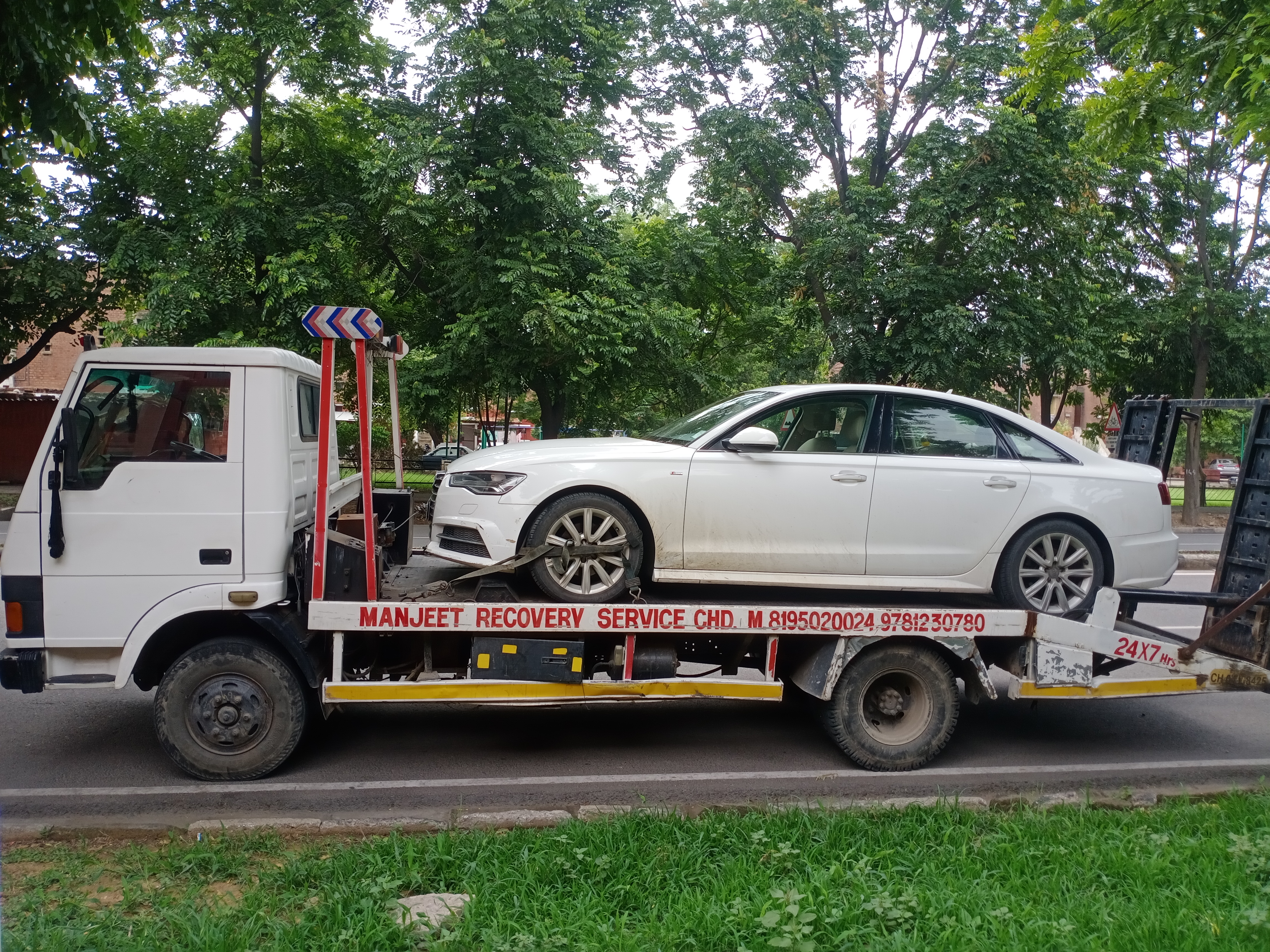 Car Towing Service In Balachaur  | Manjeet Towing Services | Car Towing Service In Balachaur, 7 Top Car Towing Service In Balachaur, 24 Hour Car Towing Service In Balachaur, Car Towing Service near me, Car Towing Services - GL102737