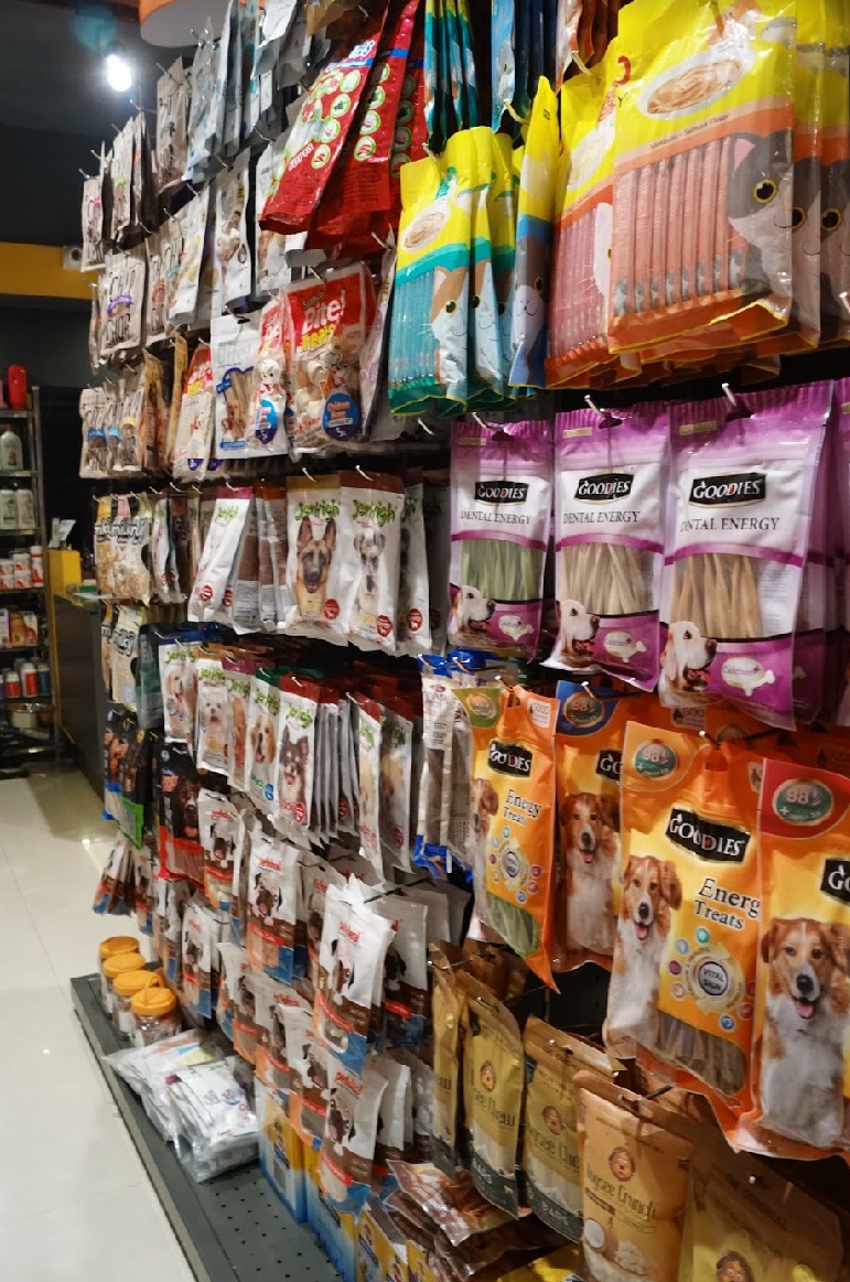cat food stores near me