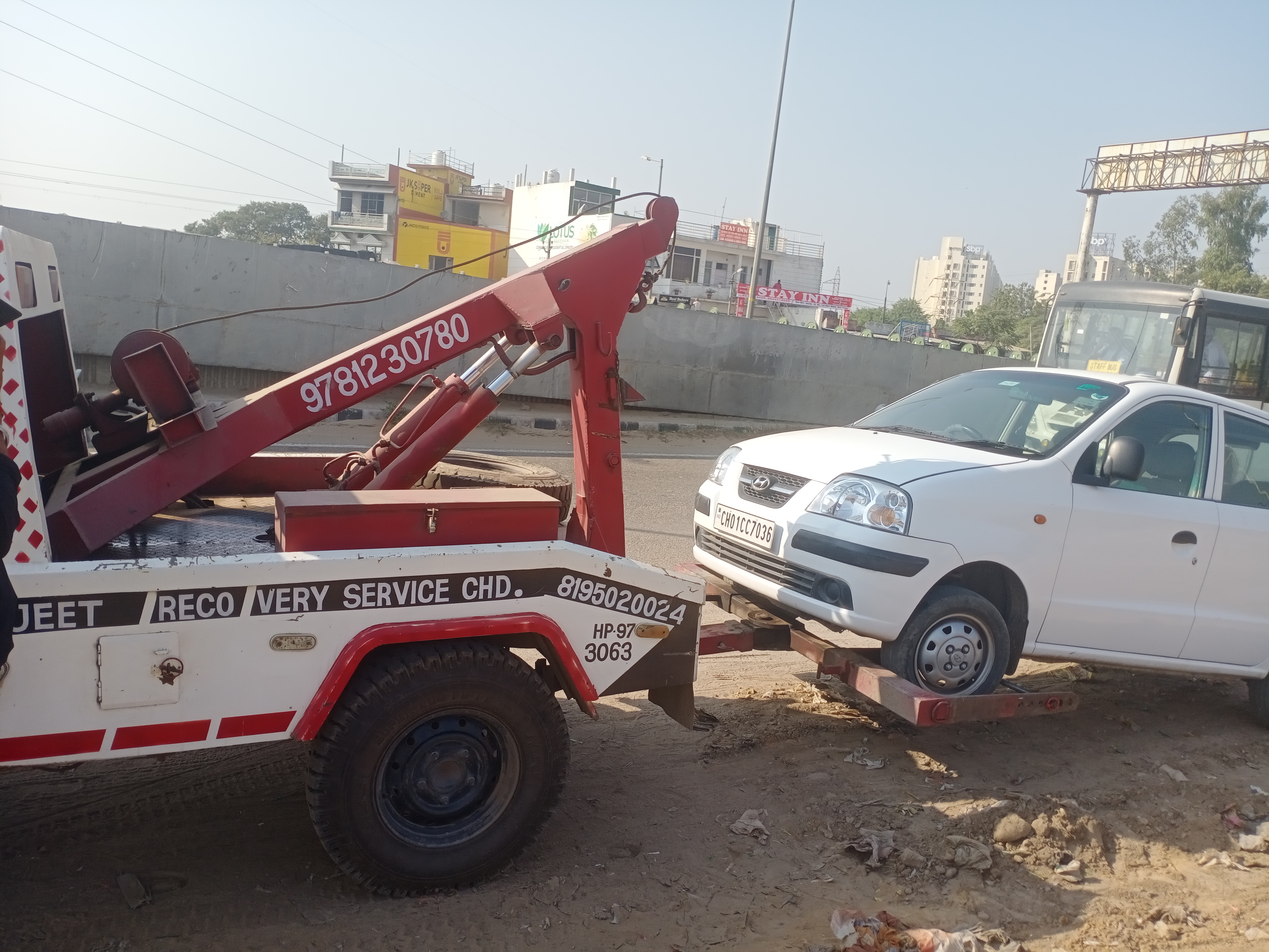 Car Towing Service In Zirakpur | Manjeet Towing Services | Best Car Towing Service In Zirakpur, 7 Top Car Towing Service In Zirakpur, 24 Hour Car Towing Service In Zirakpur, Car Towing Service near me, Car Towing Service - GL103800