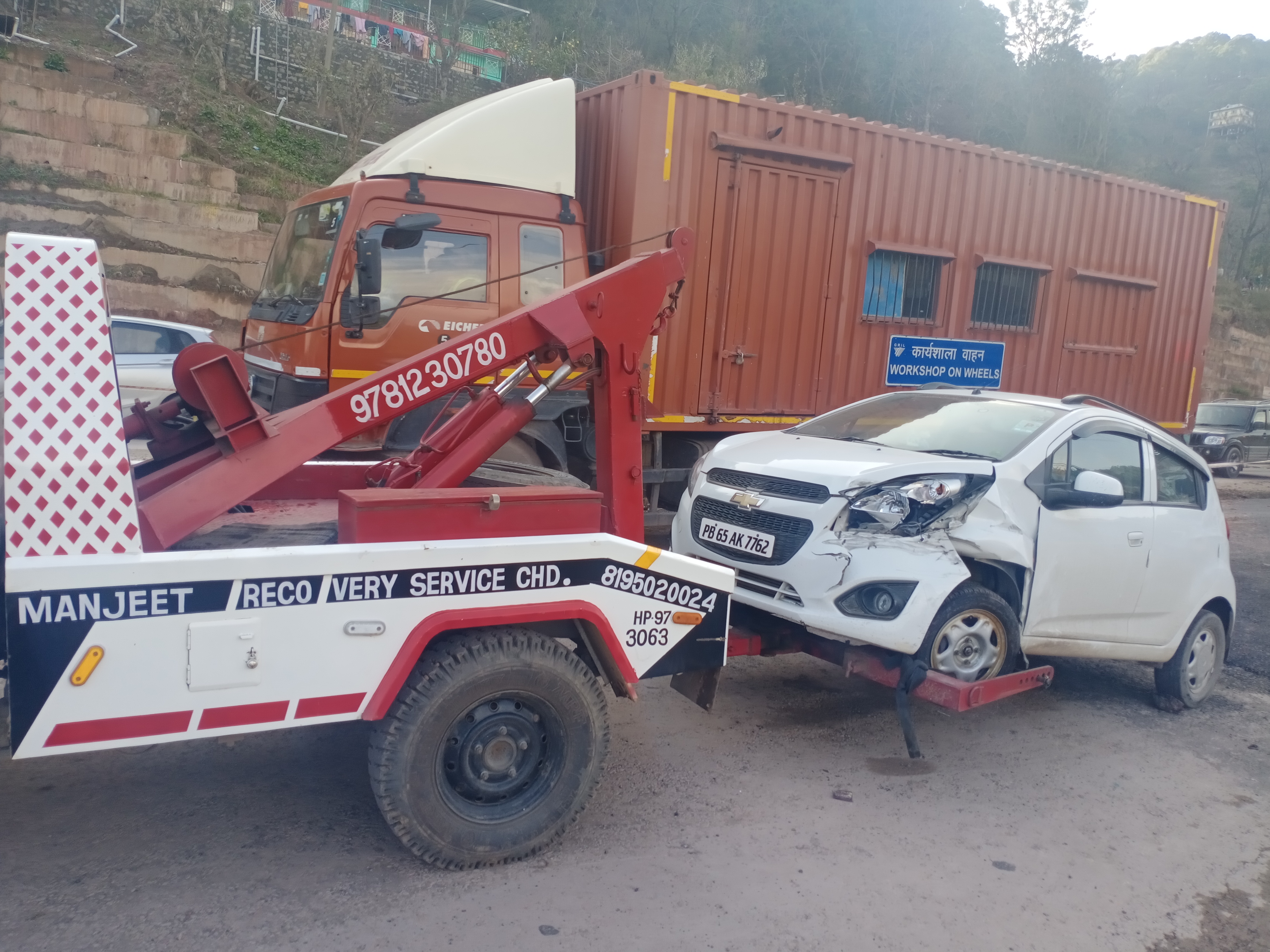 Car Towing Services In Chandigarh  | Manjeet Towing Services | Car Towing Services In Chandigarh, 24 Hour Car Towing Services In Chandigarh, Car Towing Services near me, Car Tochan Services near me, Car Recovery van near me  - GL63855