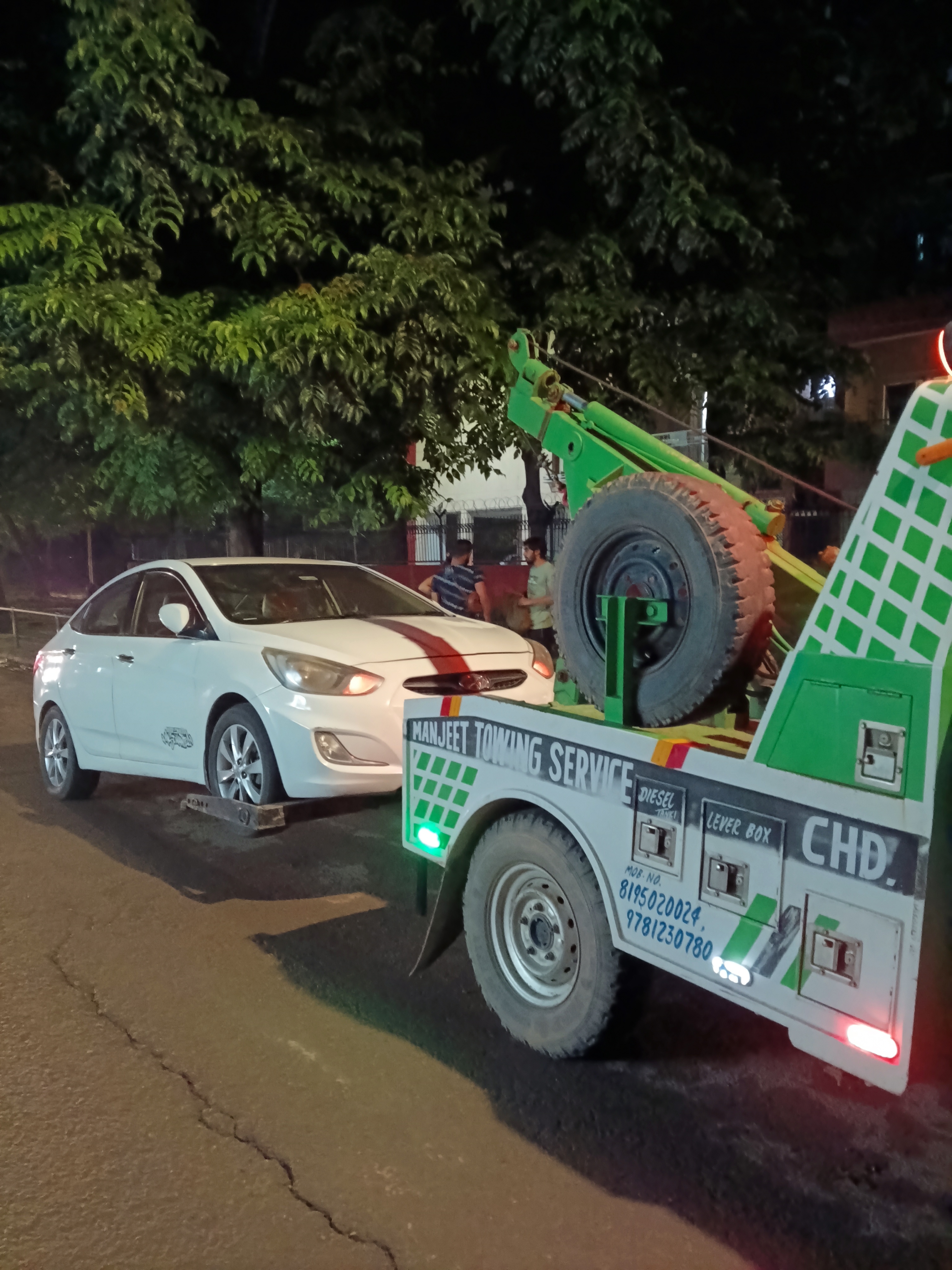 Car Towing Service In Mohali  | Manjeet Towing Services | Best Car Towing Service In Mohali, 7 Top Car Towing Service In Mohali, 24 Hour Car Towing Service In Mohali, Car Towing Service near me, Car Towing Service  - GL119789
