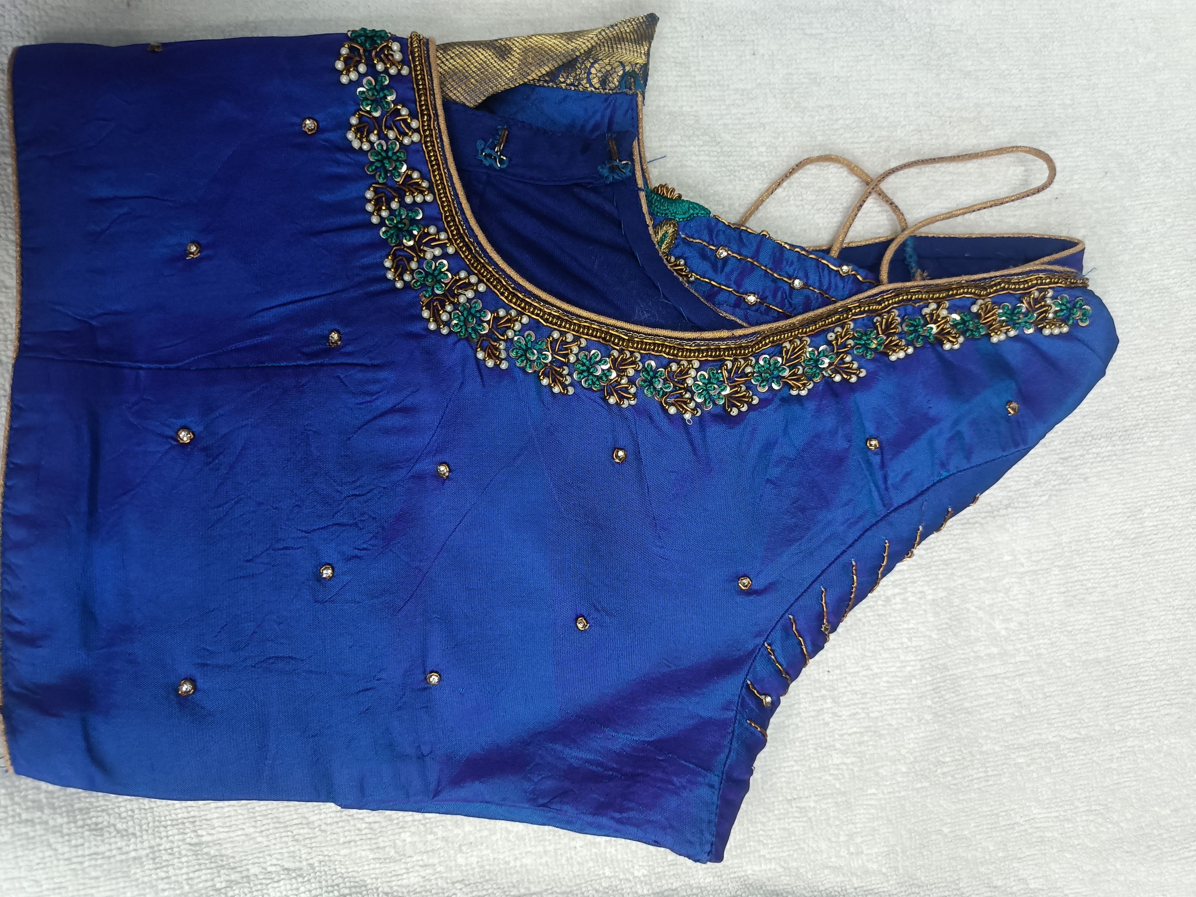Balu's Modern Dry Cleaners, Blouse dry cleaners in kphb, blouse dry cleaners service in hyderabad, blouse dry cleaners service in Kondapur, blouse dry cleaners service in miyapur, blouse dry cleaners service in Gopal Nagar, 