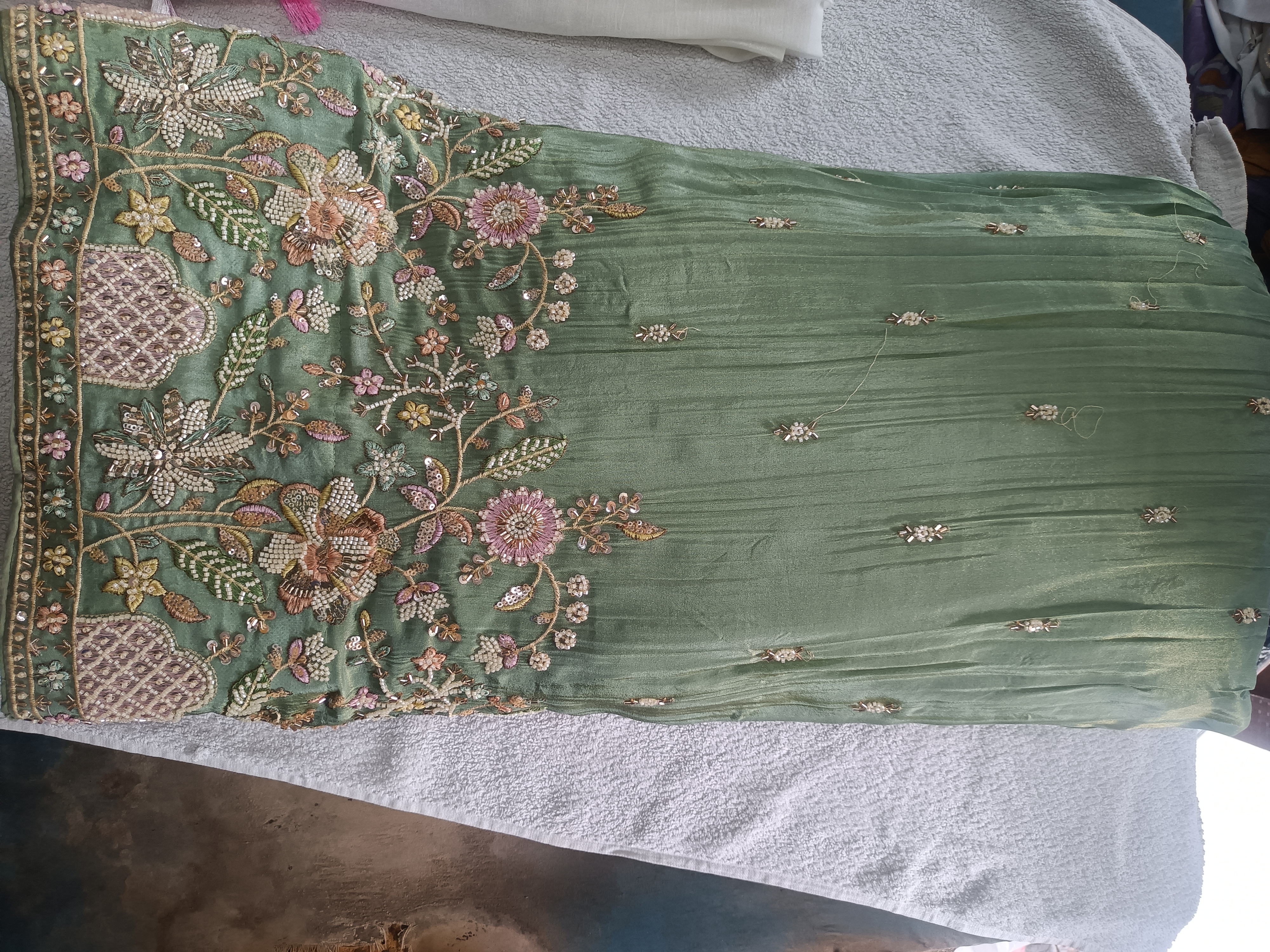 Balu's Modern Dry Cleaners, Blouse dry cleaners in kphb, blouse dry cleaners service in hyderabad, lehenga dry cleaners service in Kondapur, blouse dry cleaners service in miyapur, blouse dry cleaners service in Gopal Nagar, 