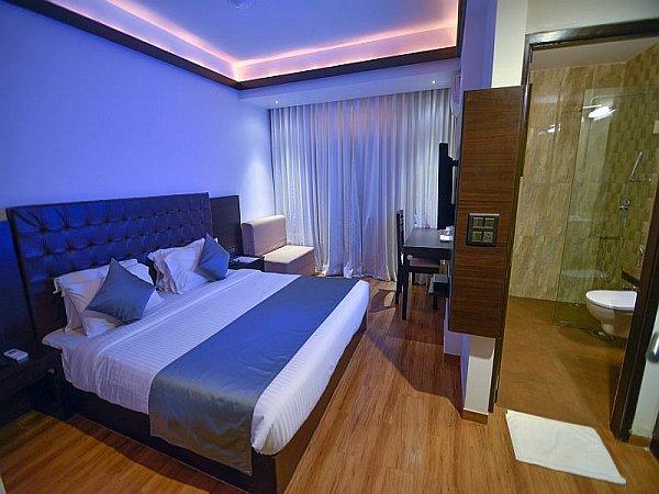 APPLE BEACH HOUSE AND RESORTS, Beach View Resorts In Ecr,Beach Resort In Ecr ,Secure Beach Club For Parties In Ecr,