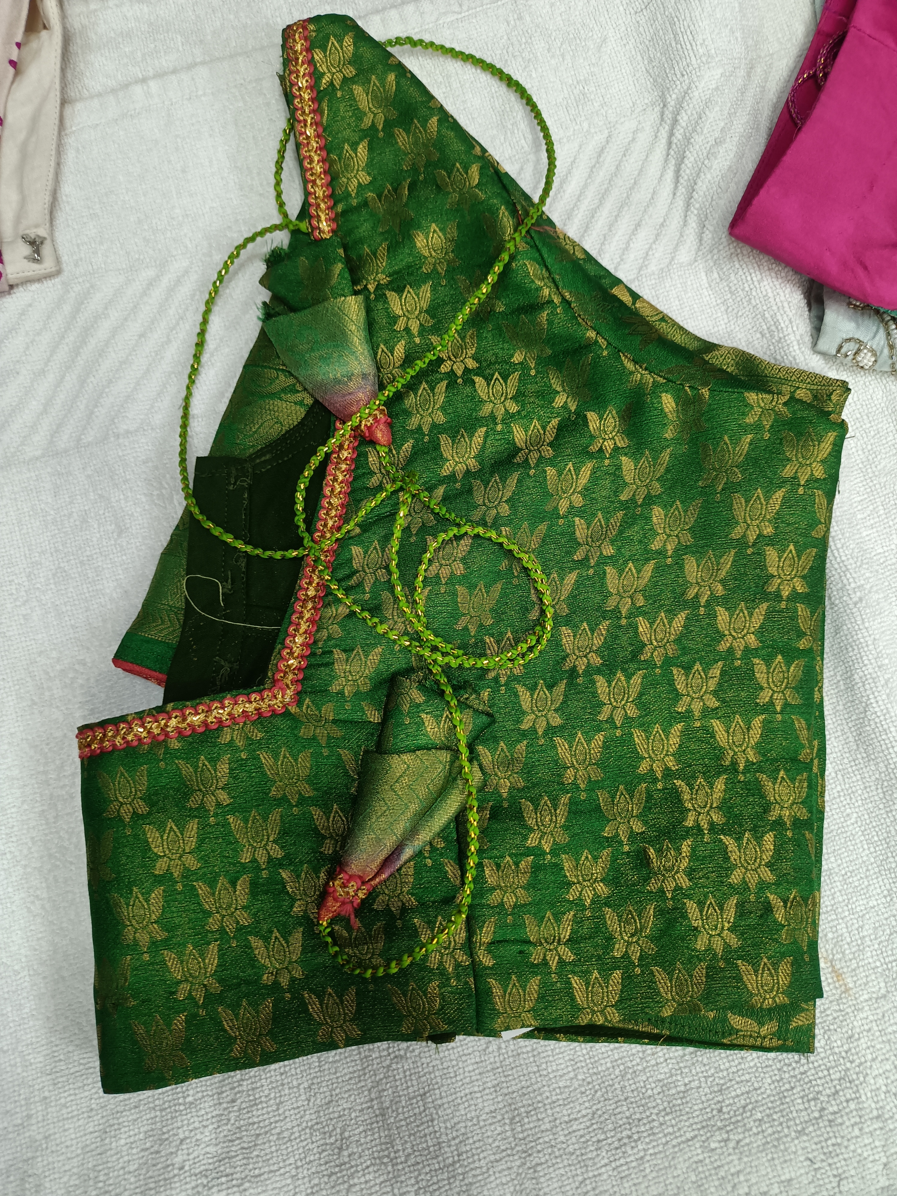 Balu's Modern Dry Cleaners, Blouse dry cleaners in kphb, blouse dry cleaners service in hyderabad, blouse dry cleaners service in Kondapur, blouse dry cleaners service in miyapur, blouse dry cleaners service in Gopal Nagar, 