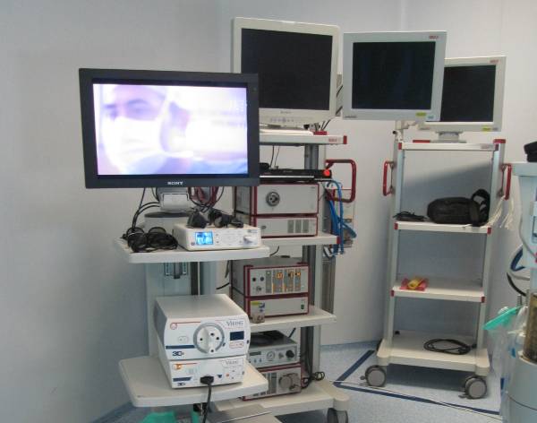 V.N.Medical Services, Laparoscopic Pendant In Chennai,Single Arm Pendent In Chennai,Low Flow Circle Absorber In Chennai
