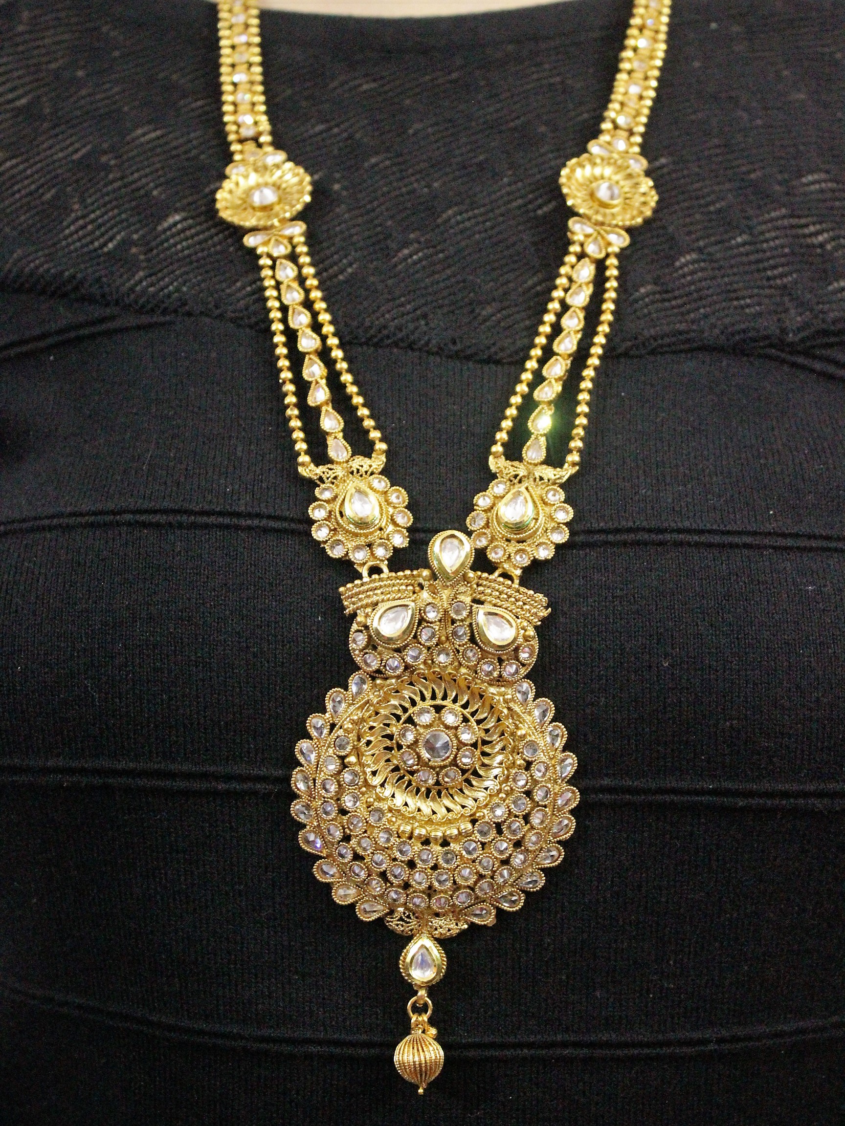 antique jewellery set for bridal in faridabad | IndiHaute | antique jewellery set for bridal face in faridabad , antique jewellery set for bridal for wedding in faridabad , antique jewellery set for bridal formal in faridabad  - GL77289