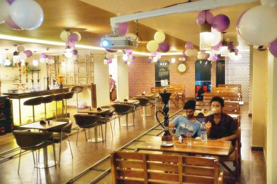 The Platform Cafe, best hukka cafe in town,  hukka cafe in lajpat nagar