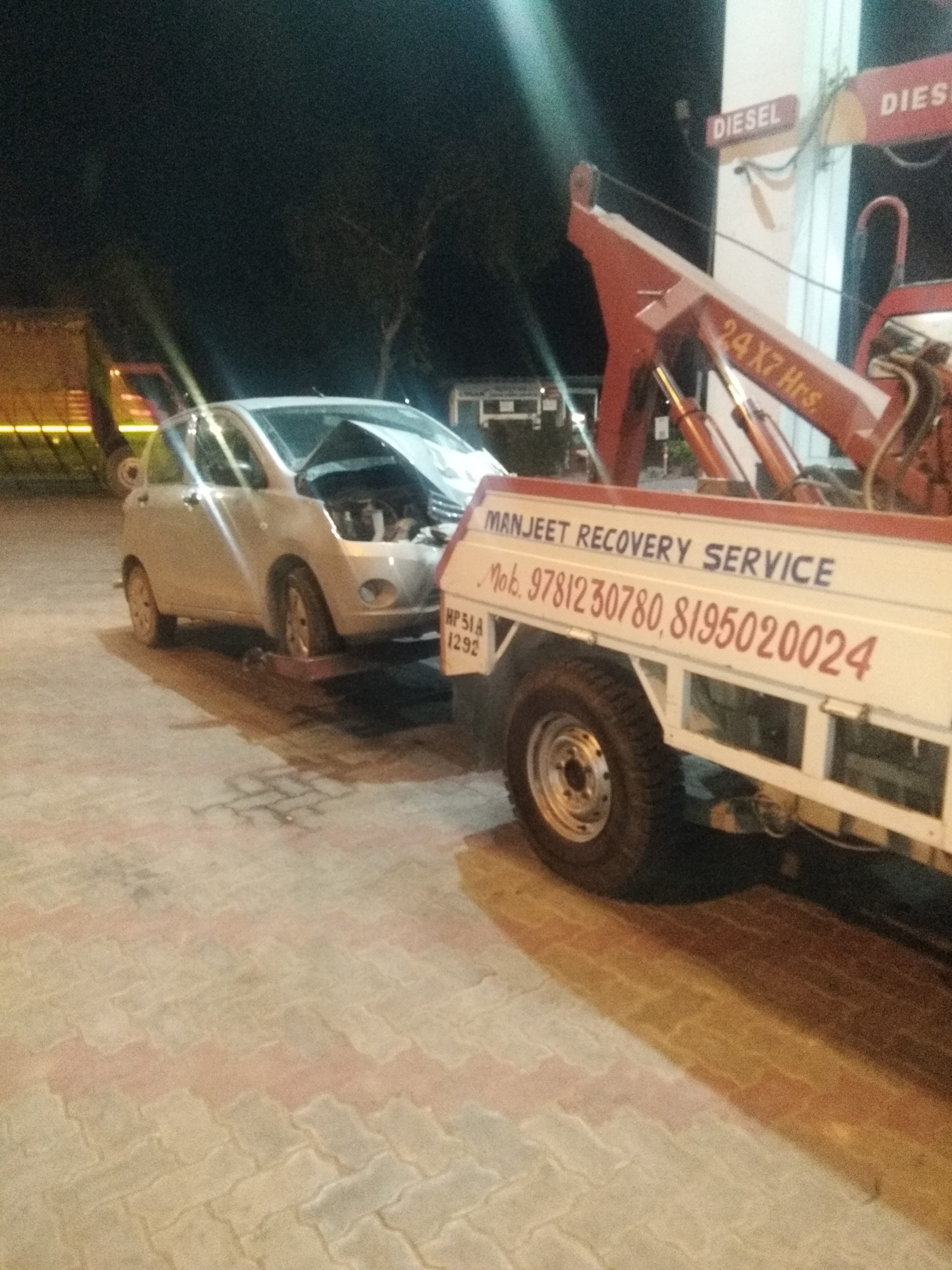 Towing Service in Zirakpur 8195020024 | Manjeet Towing Services | Best Towing Services in Zirakpur, 7Top Towing Service in Zirakpur, 24hrs Towing Services in Zirakpur, Car Breakdown Service in Zirakpur, Car Recovery Van Service in Zirakpur  - GL58099