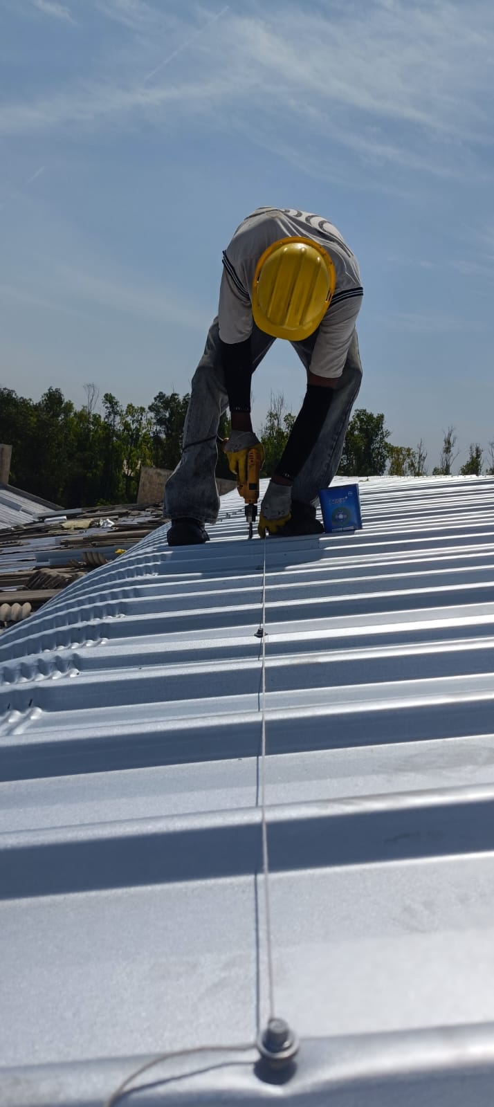 Re roofing project at Barnala | Mansarovar Products & Services | Re roofing contractor in punjab, Roof sheet replacement work in SAS nagar, Shed re roofing dealers in Ludhiana, Tata sheet Re roofing projects in Hoshiarpur, Re roofing project in Barnala - GL120296